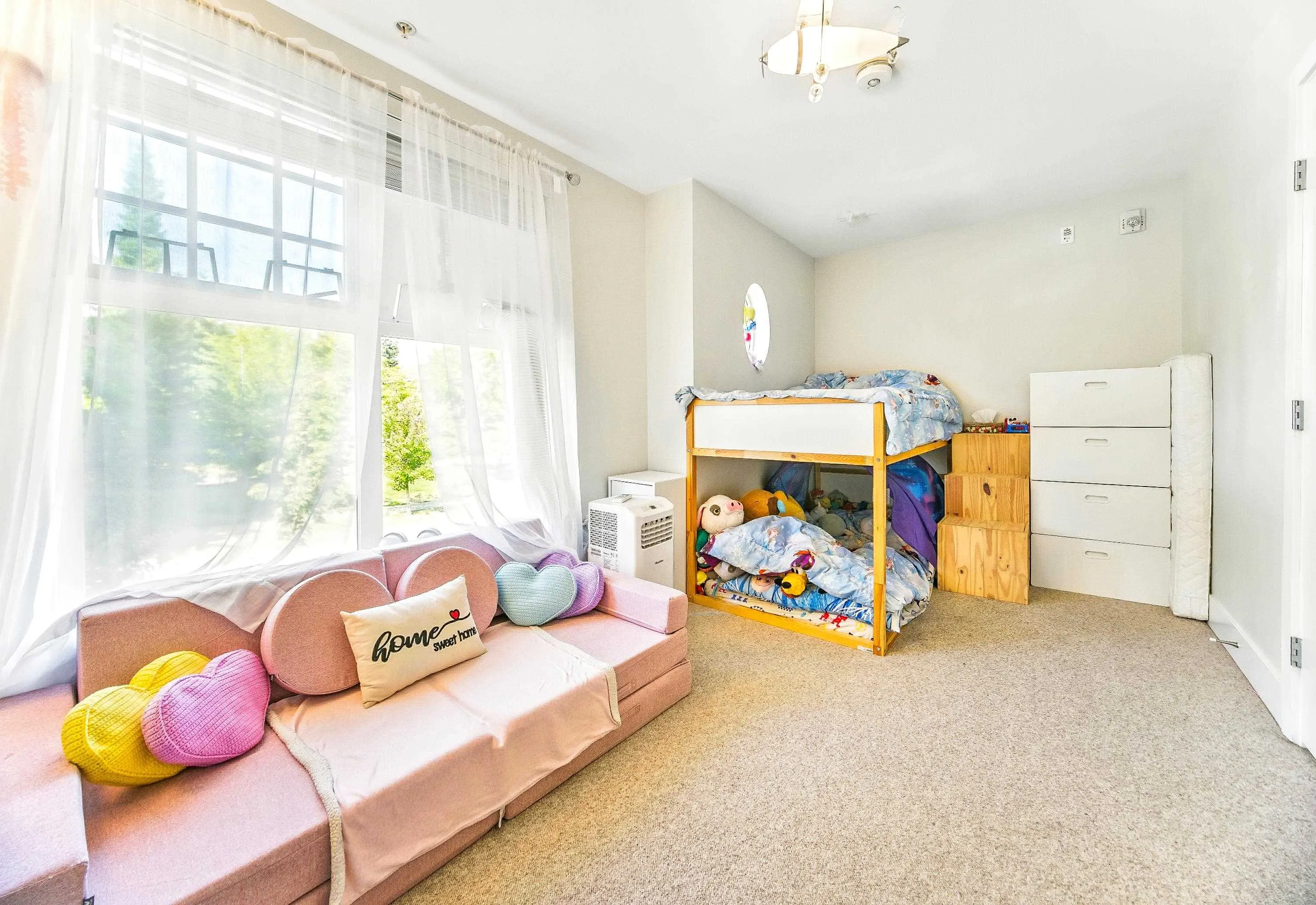 276 W 62nd Avenue