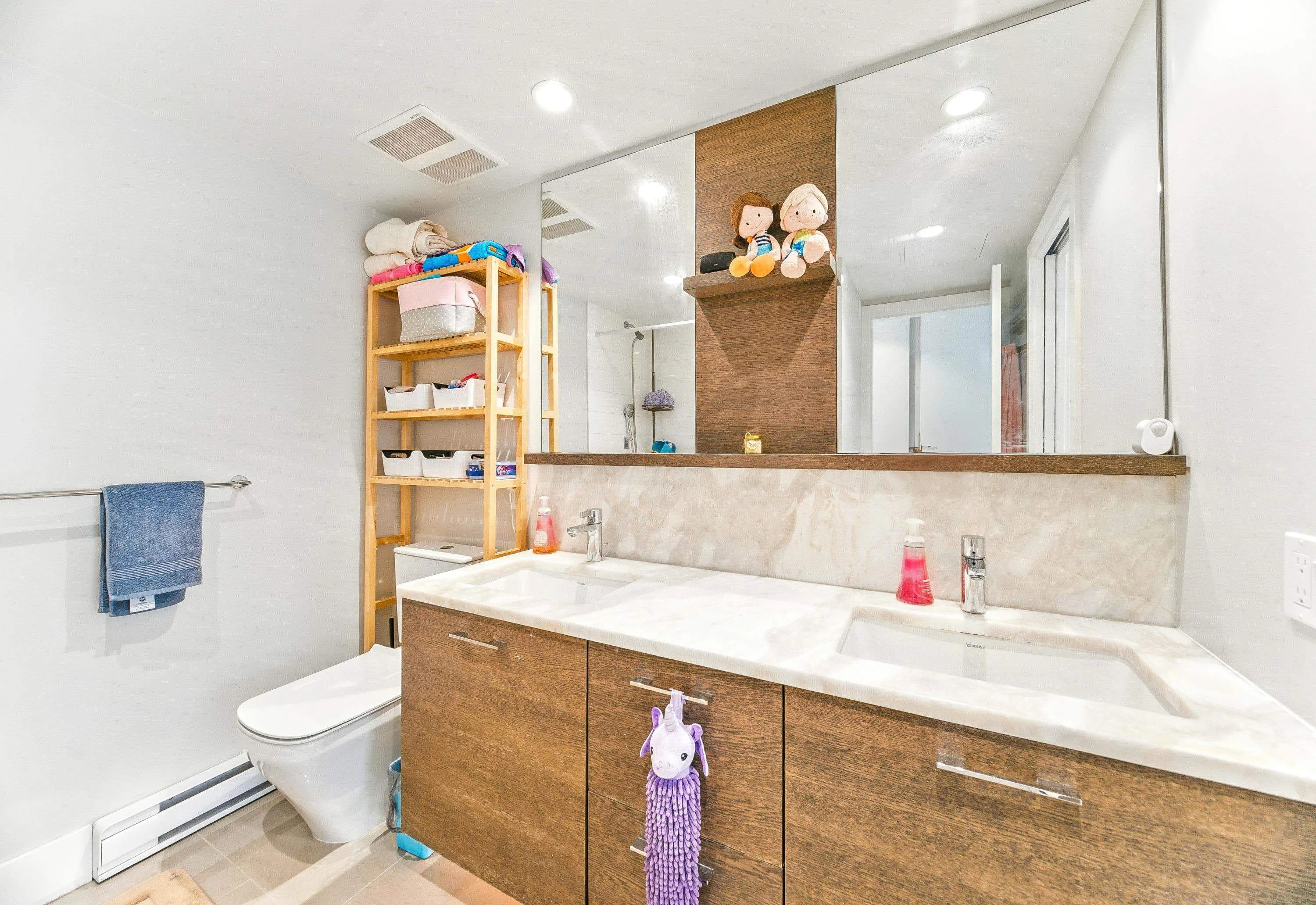 276 W 62nd Avenue