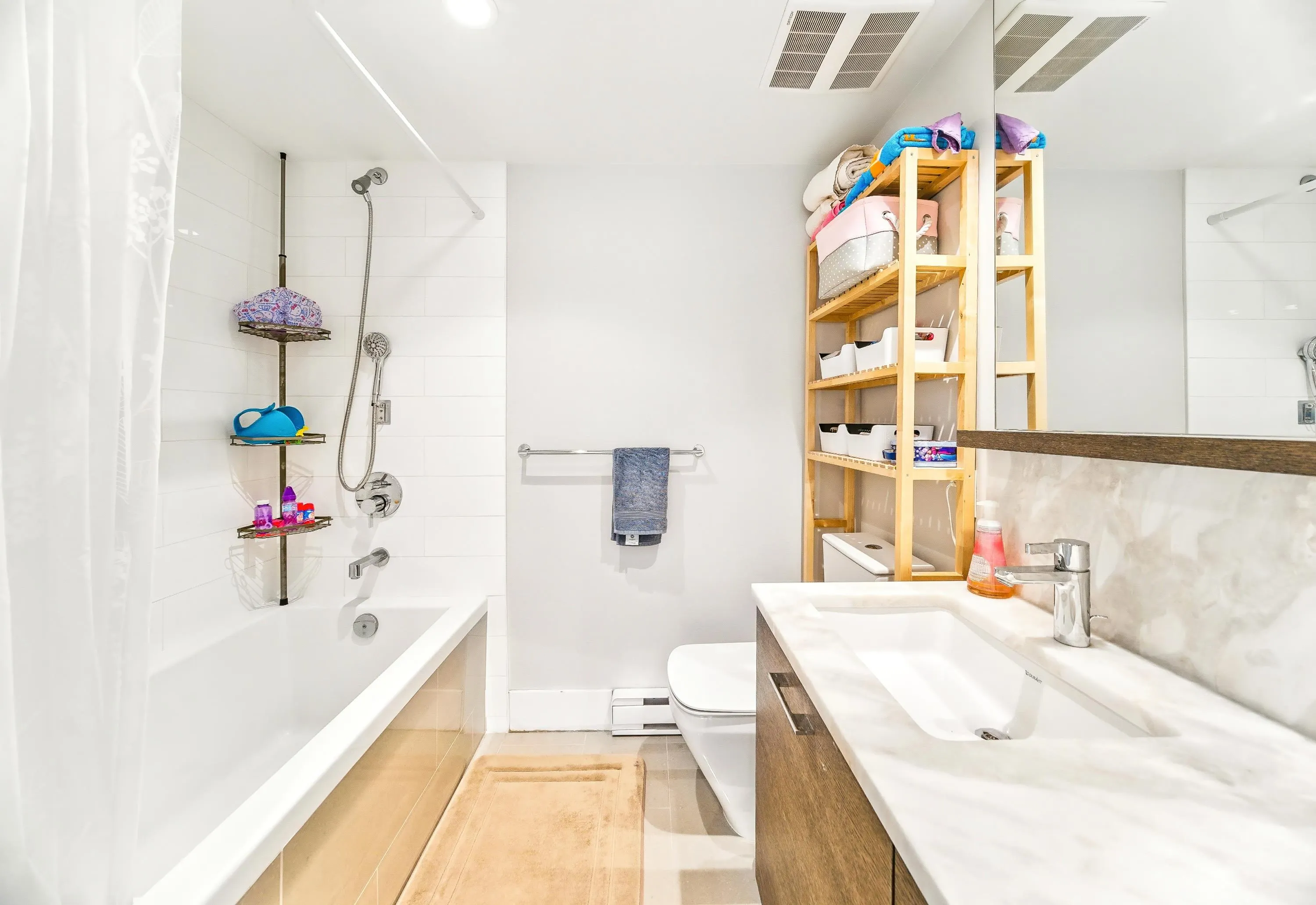 276 W 62nd Avenue