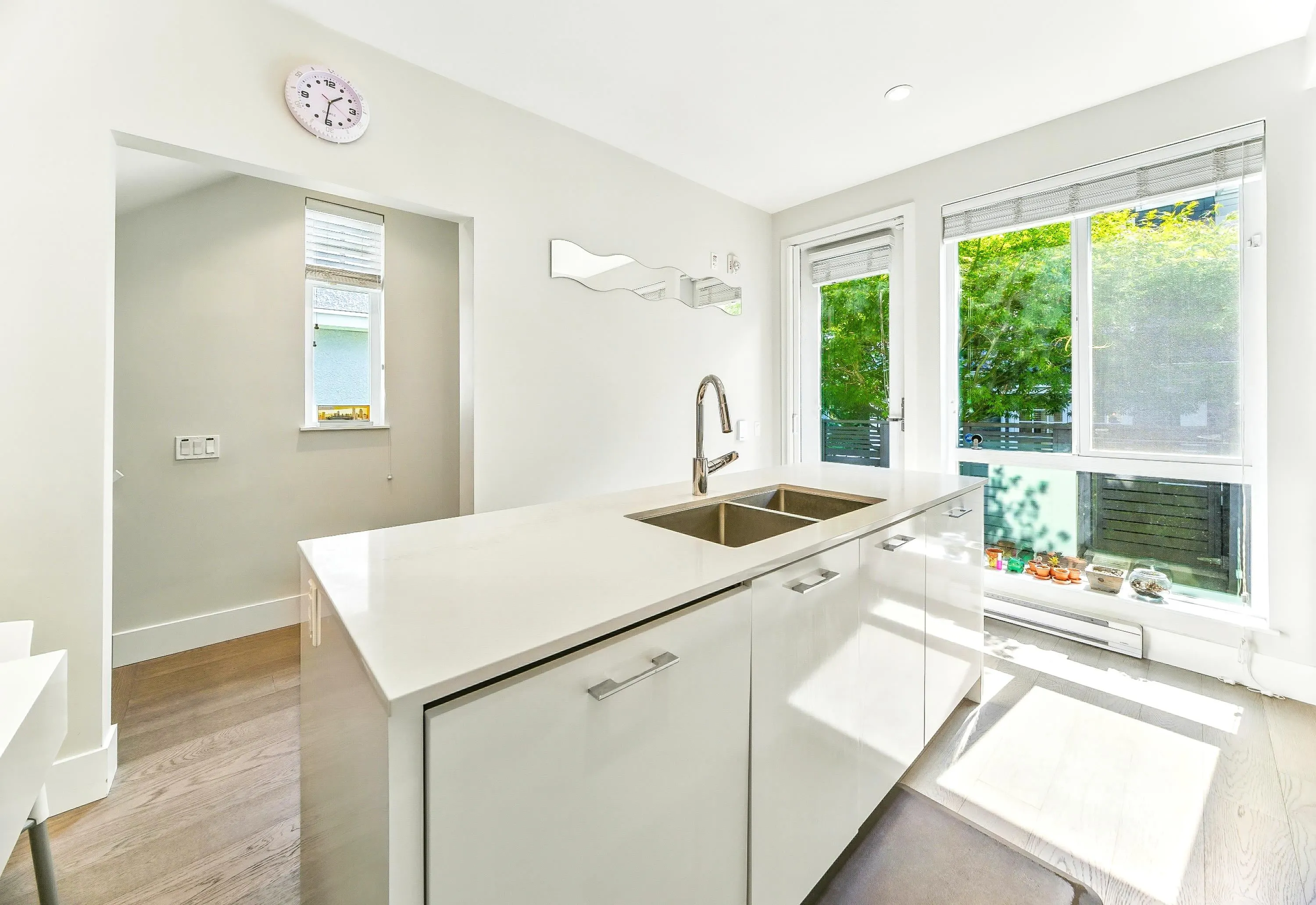 276 W 62nd Avenue