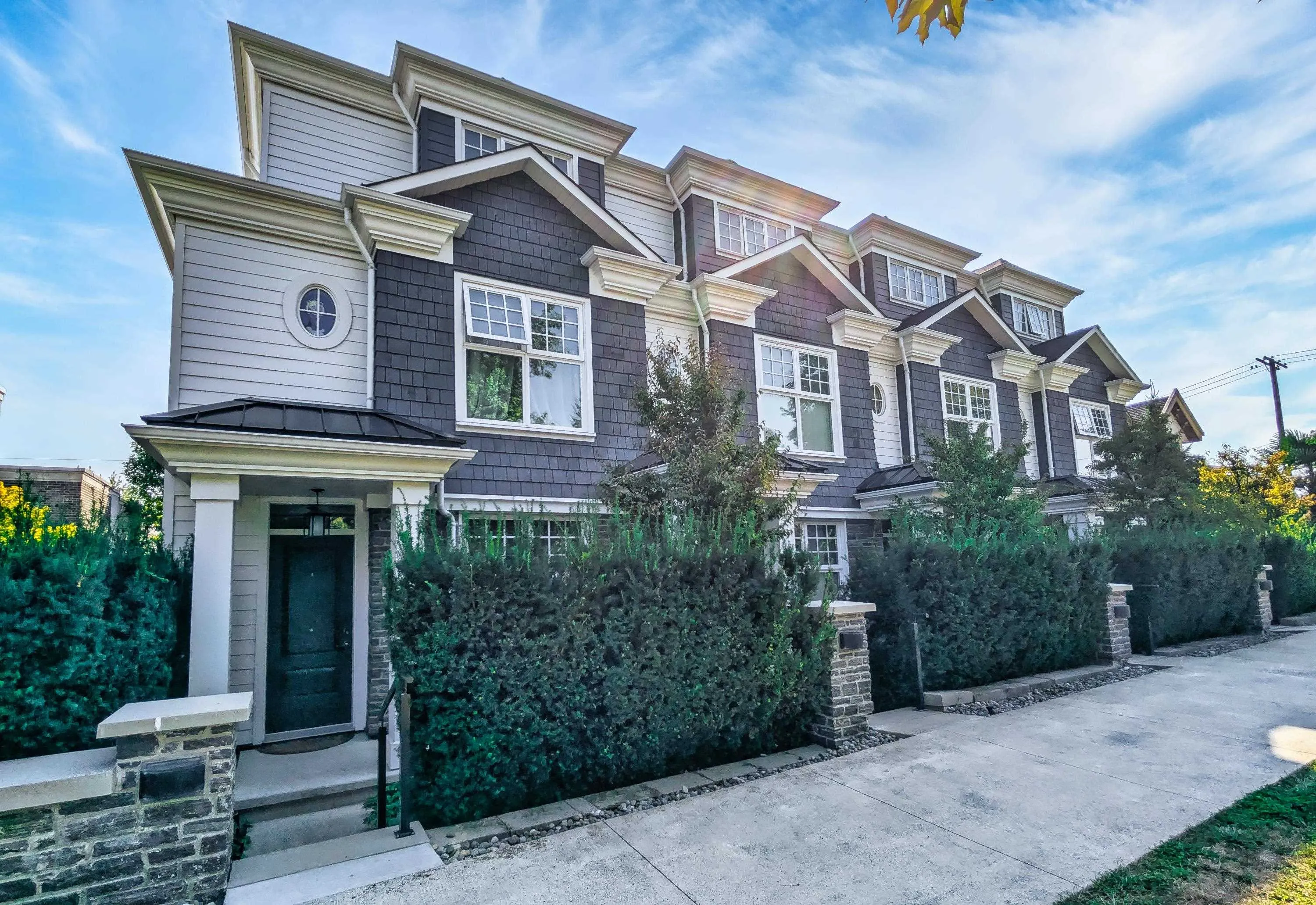 276 W 62nd Avenue