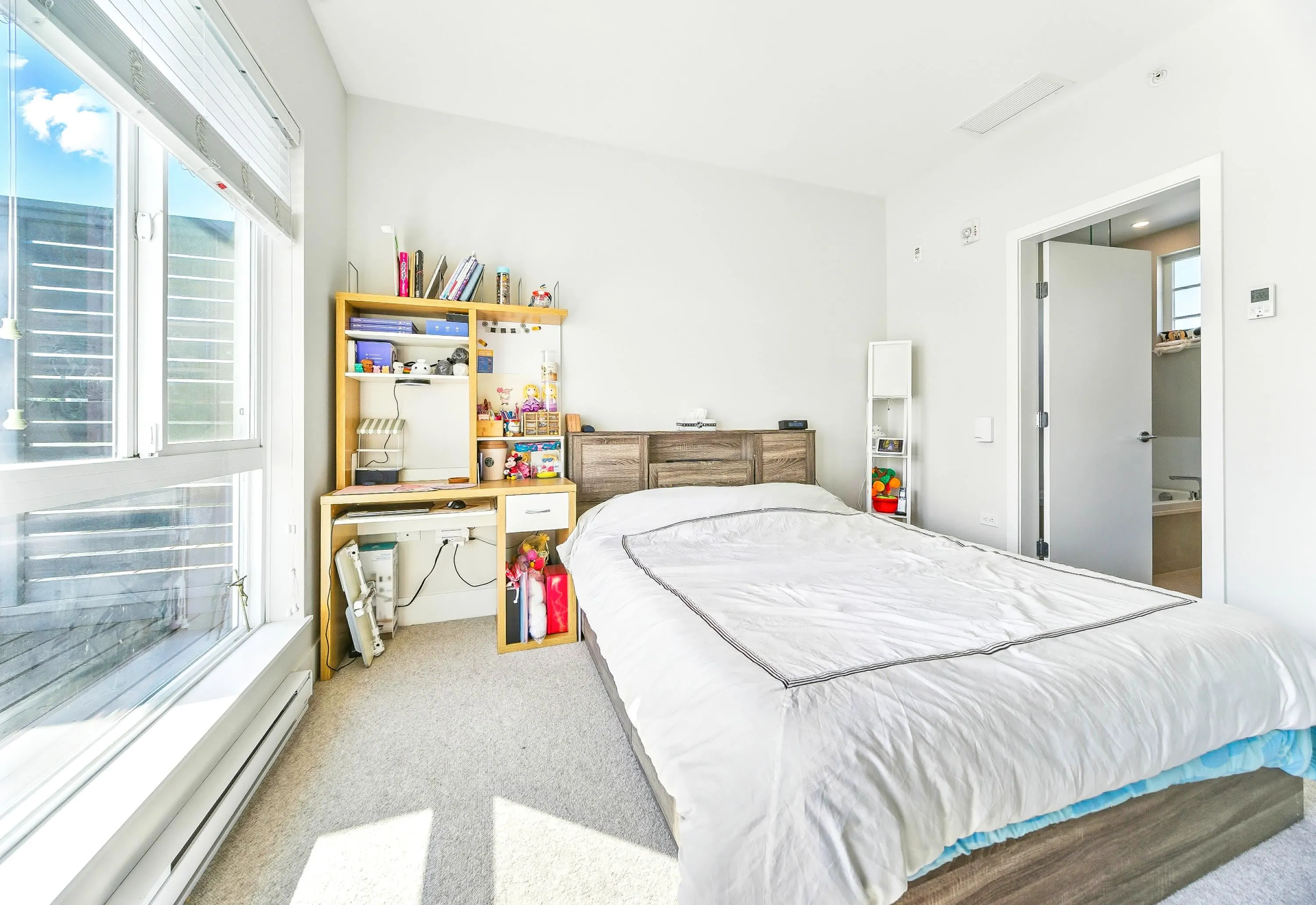 276 W 62nd Avenue