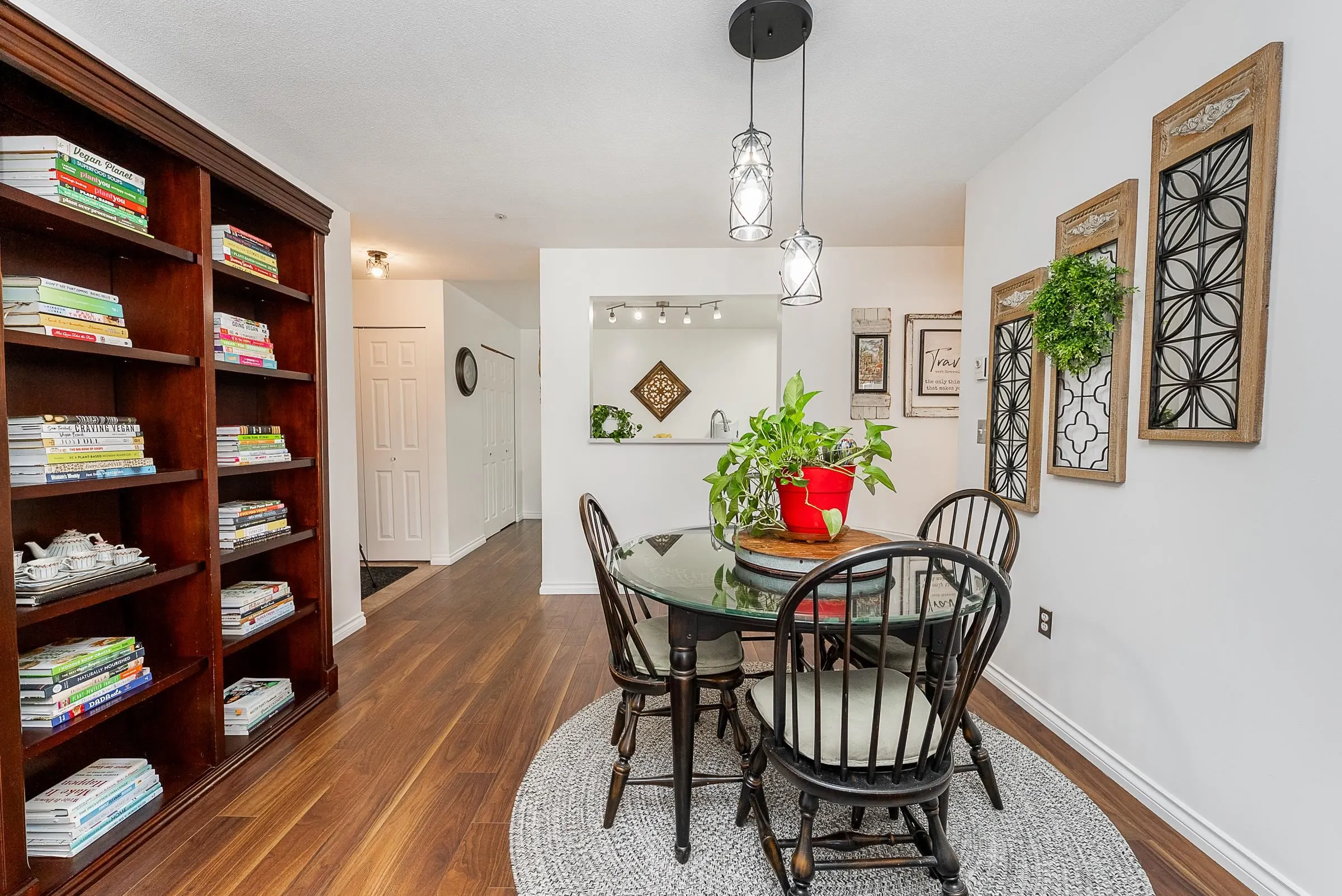 214 3075 Primrose Lane