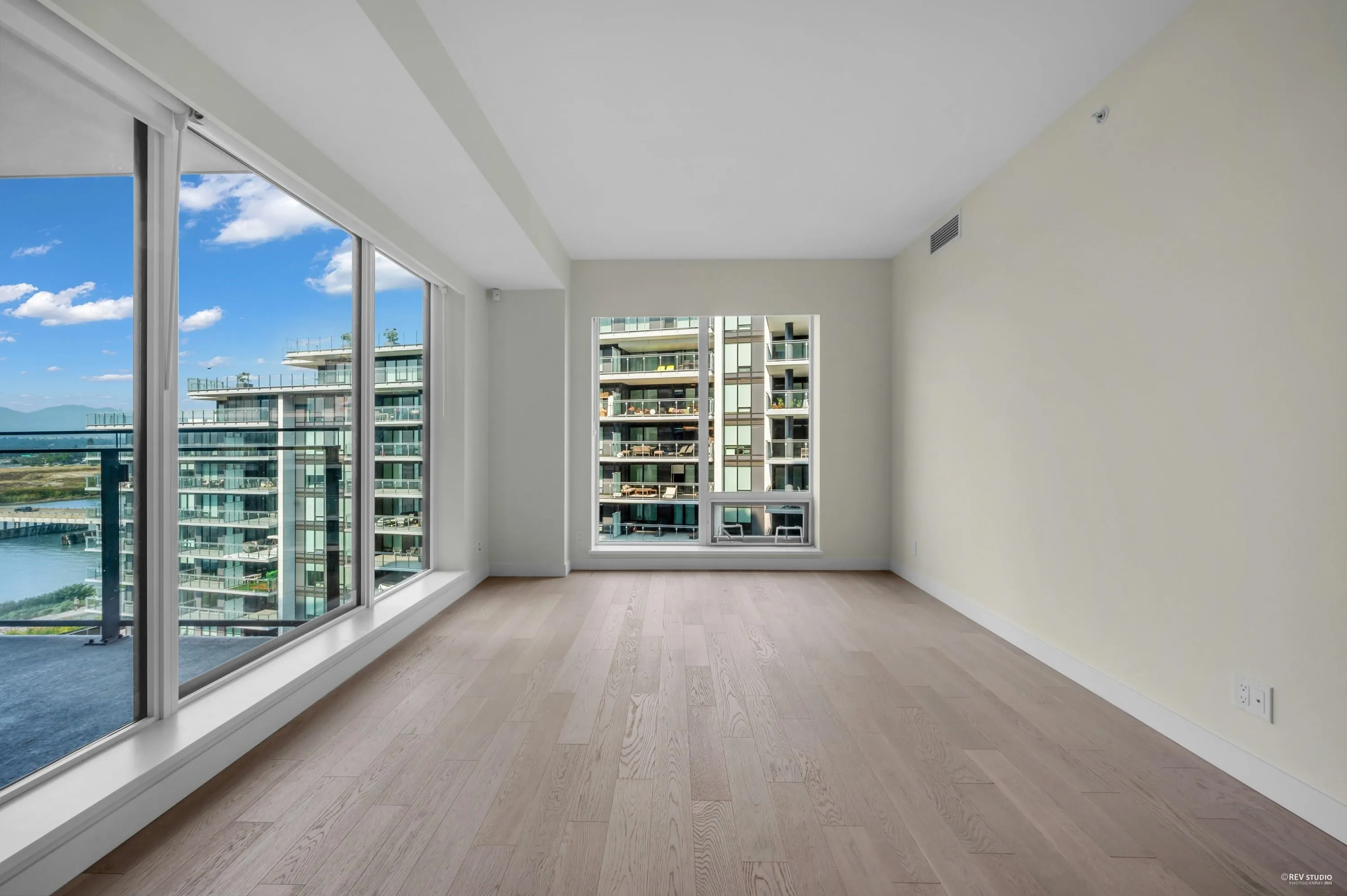707 6811 Pearson Way