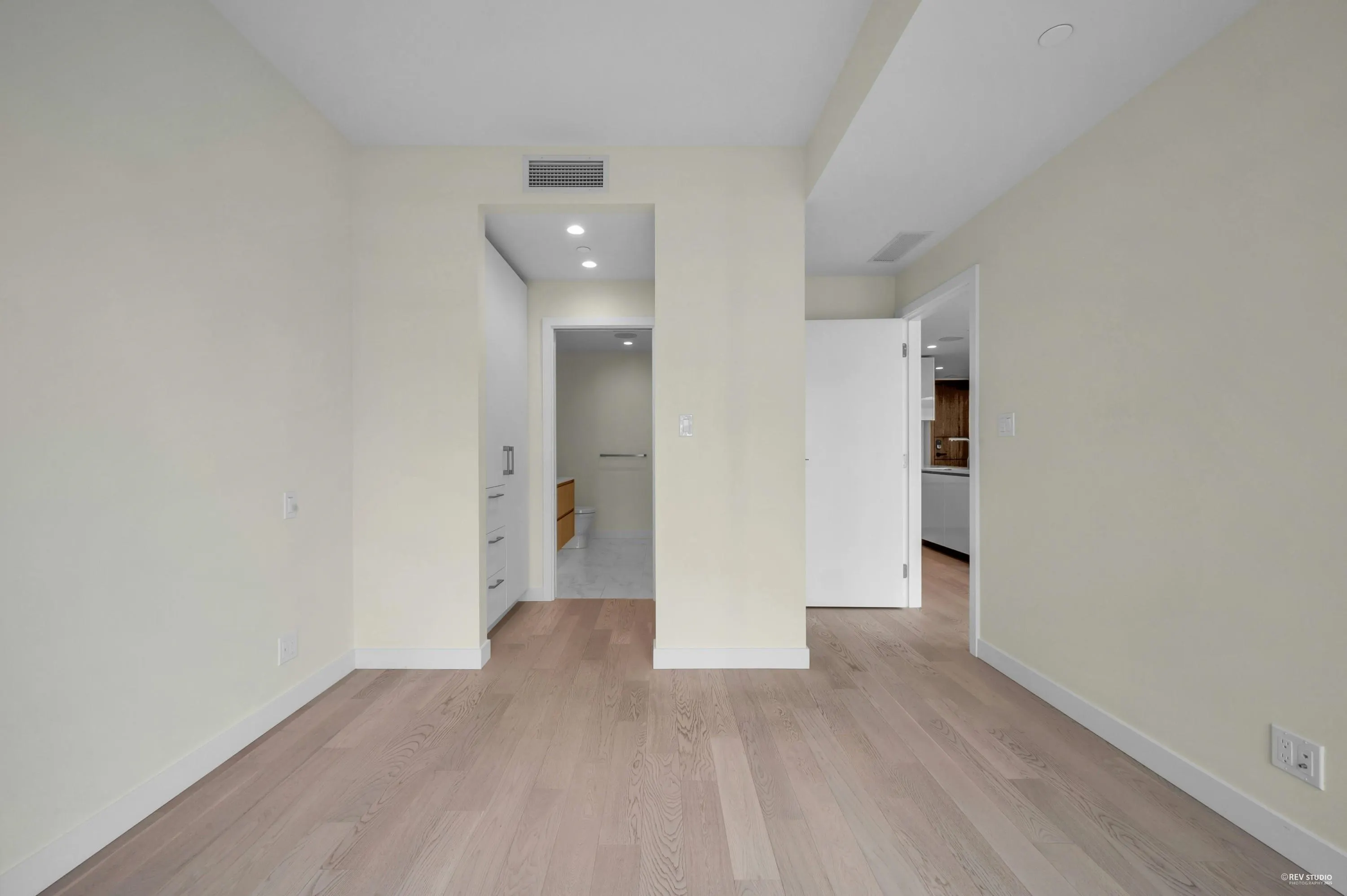 707 6811 Pearson Way