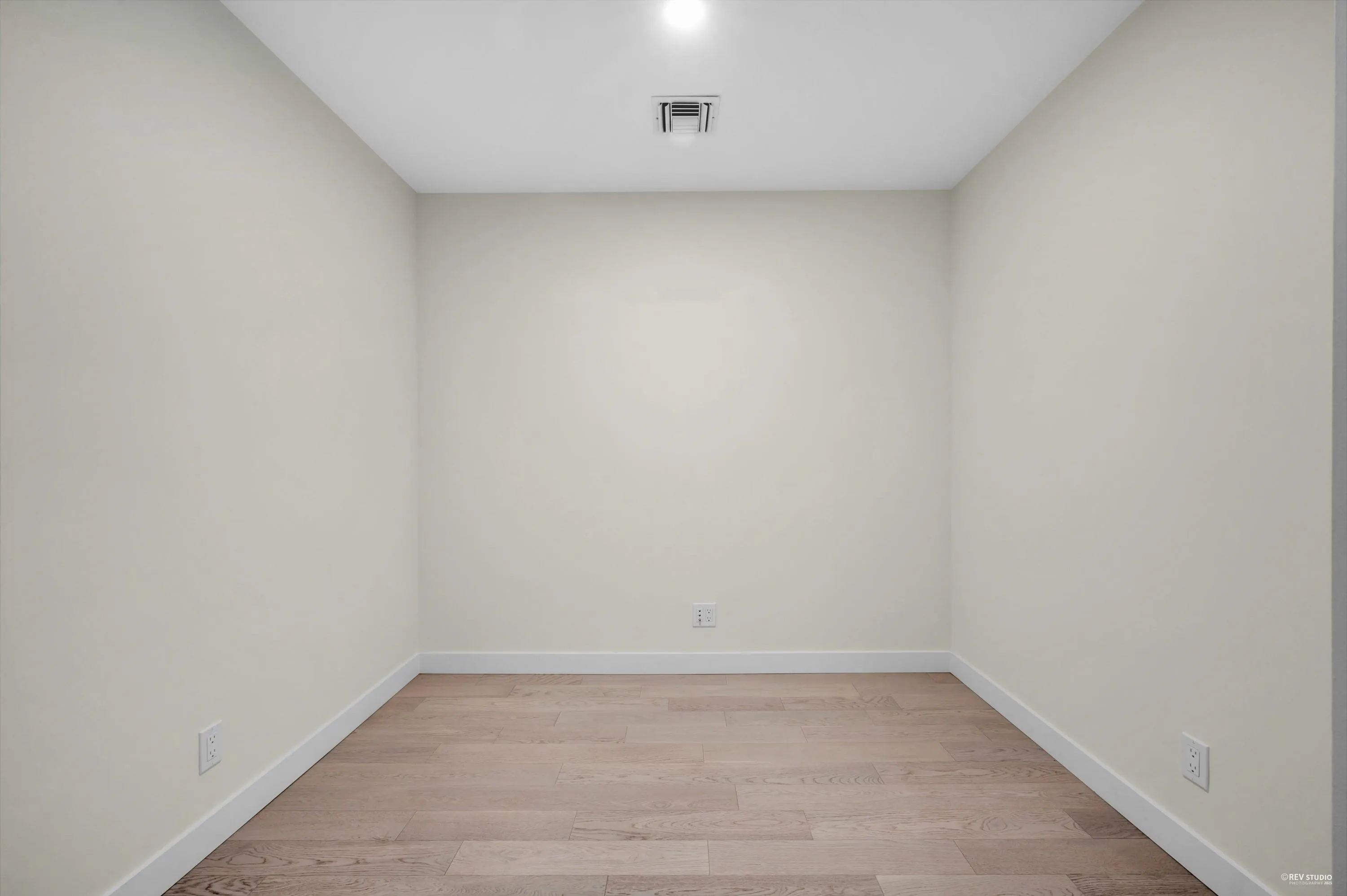 707 6811 Pearson Way