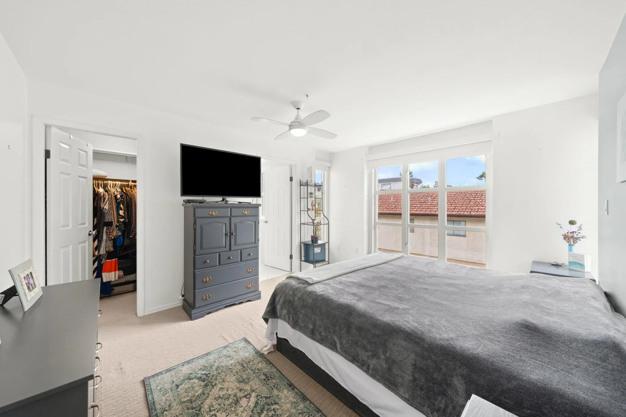 301 8728 Sw Marine Drive