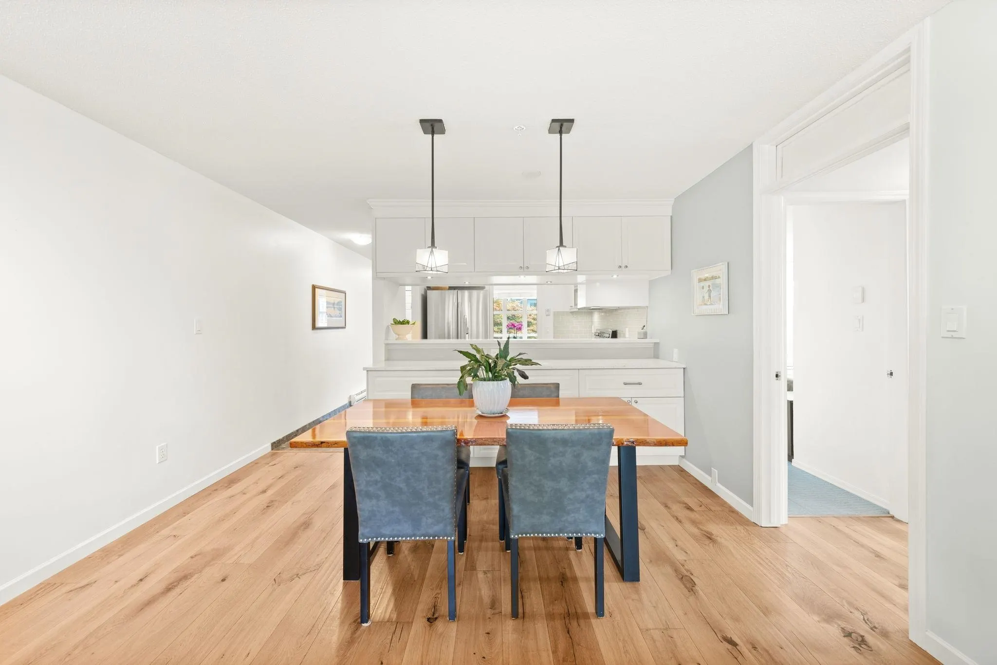 301 8728 Sw Marine Drive