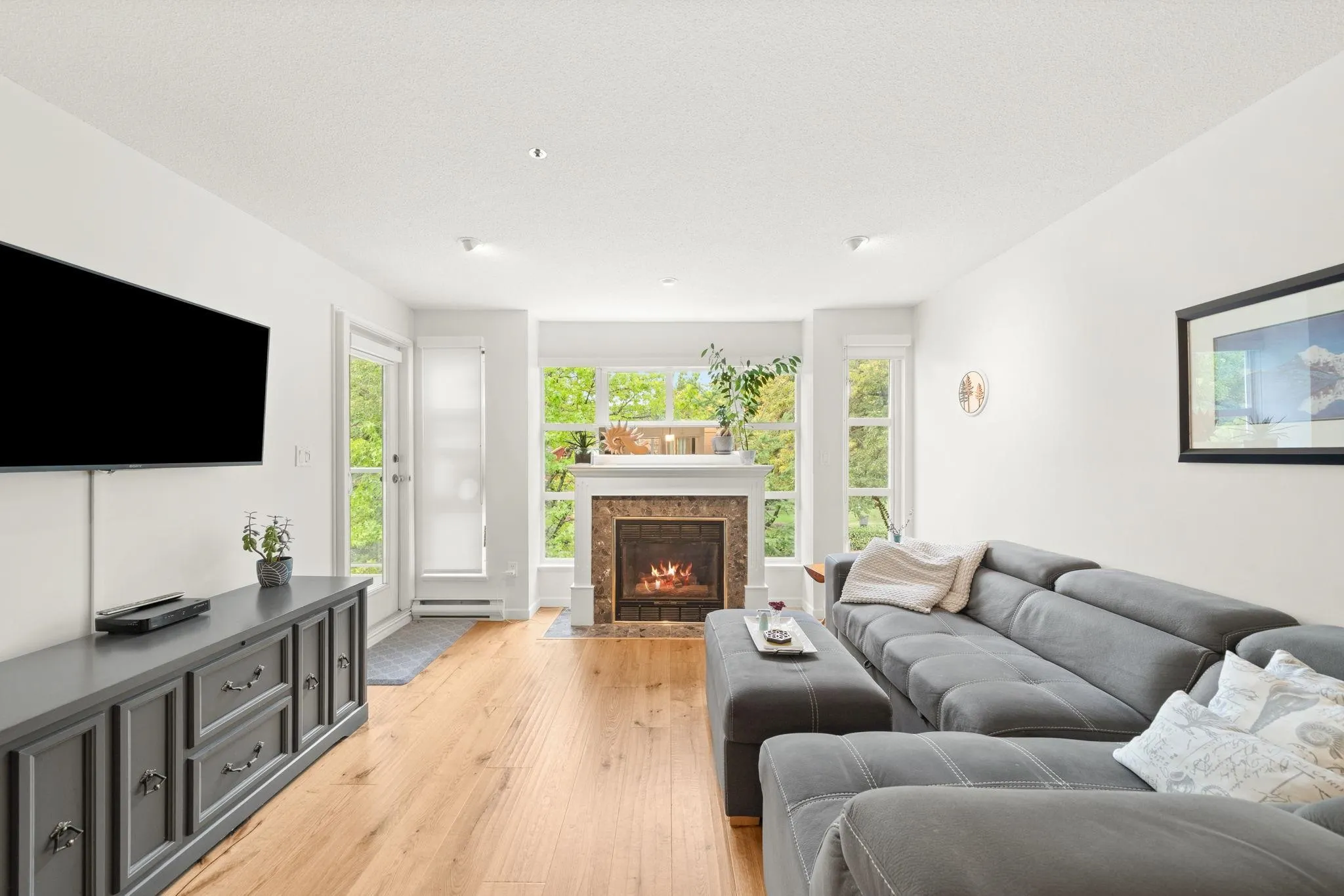 301 8728 Sw Marine Drive