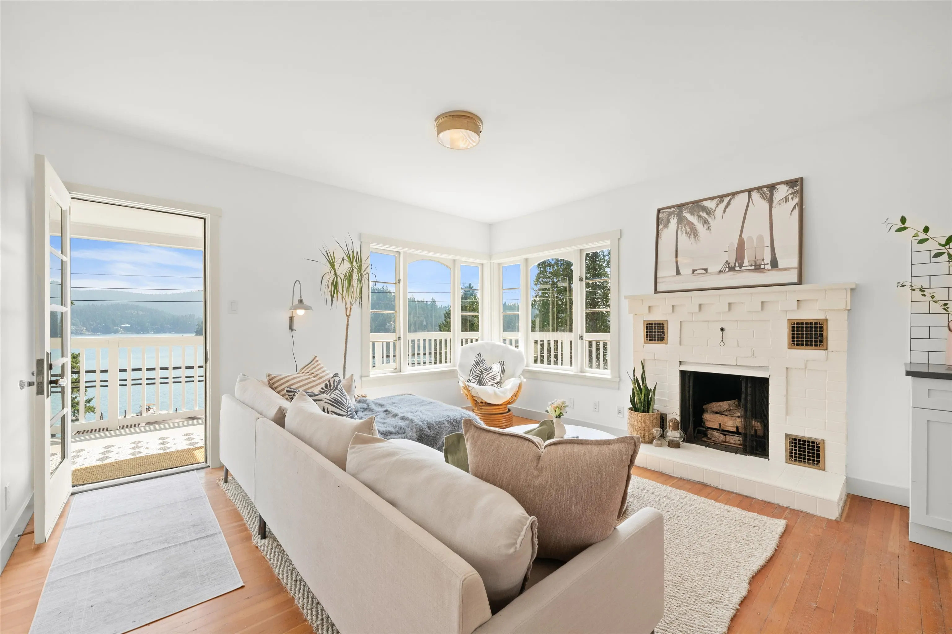 2689 Panorama Drive