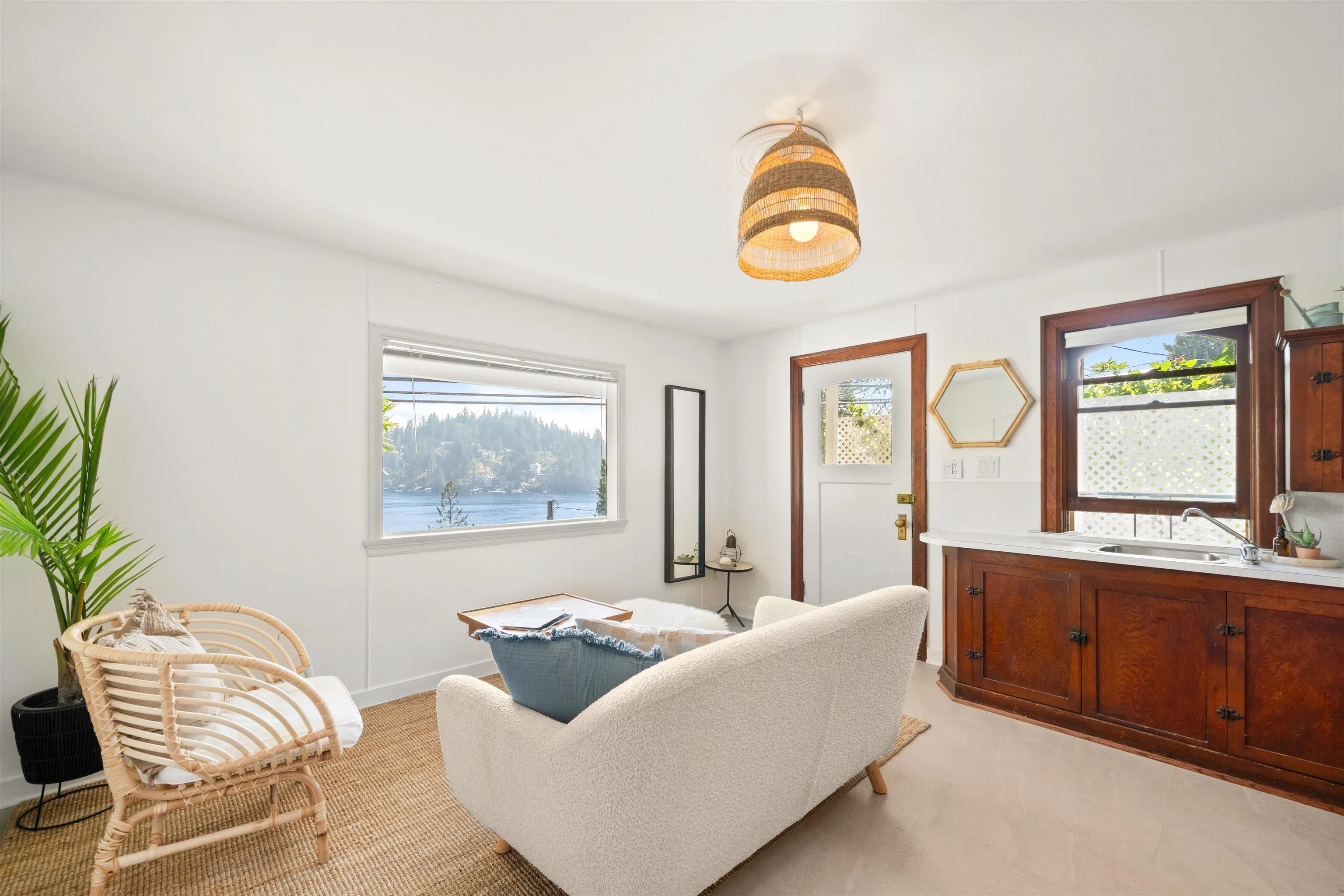 2689 Panorama Drive