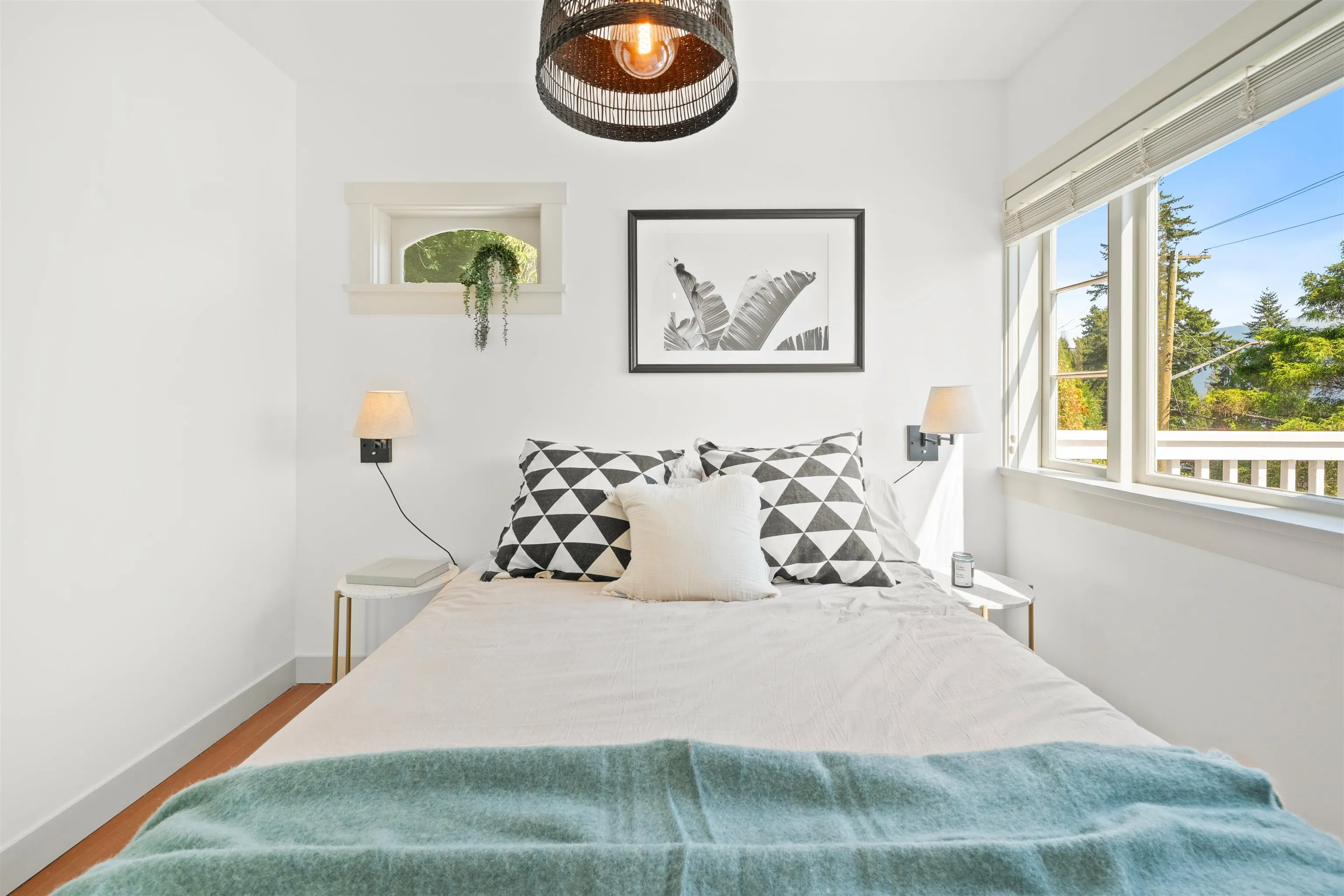 2689 Panorama Drive