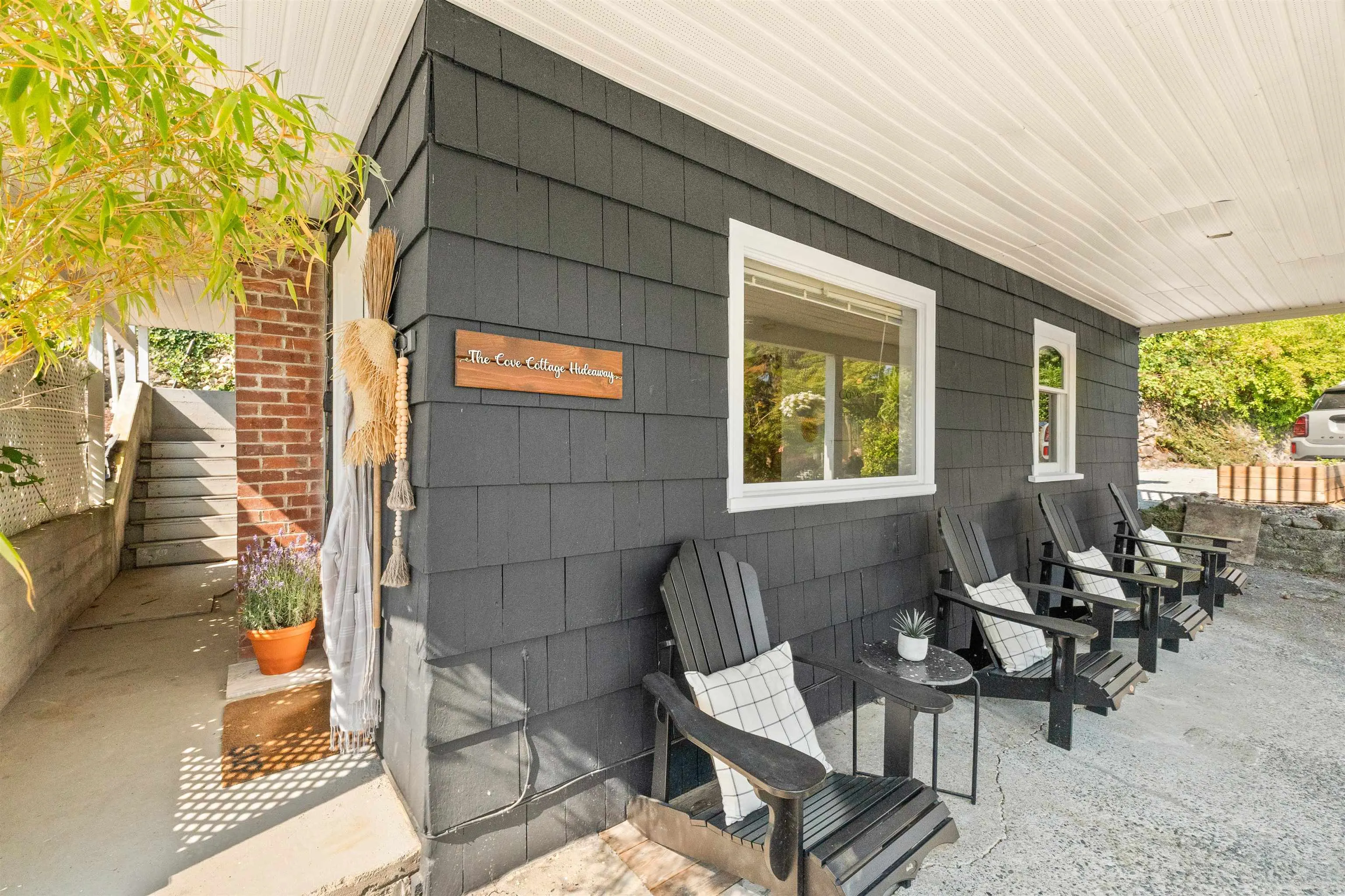 2689 Panorama Drive