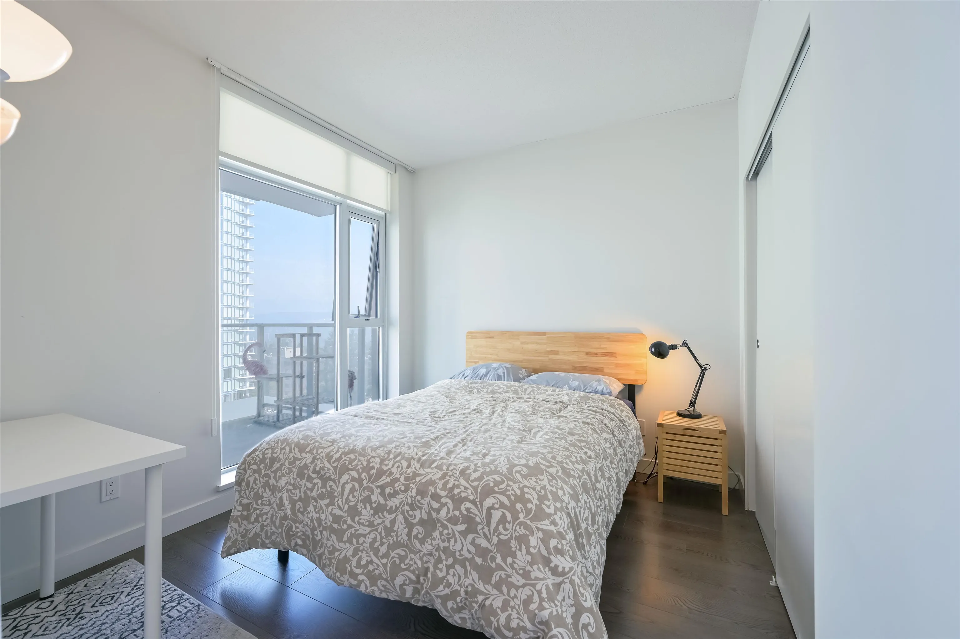 1809 6588 Nelson Avenue