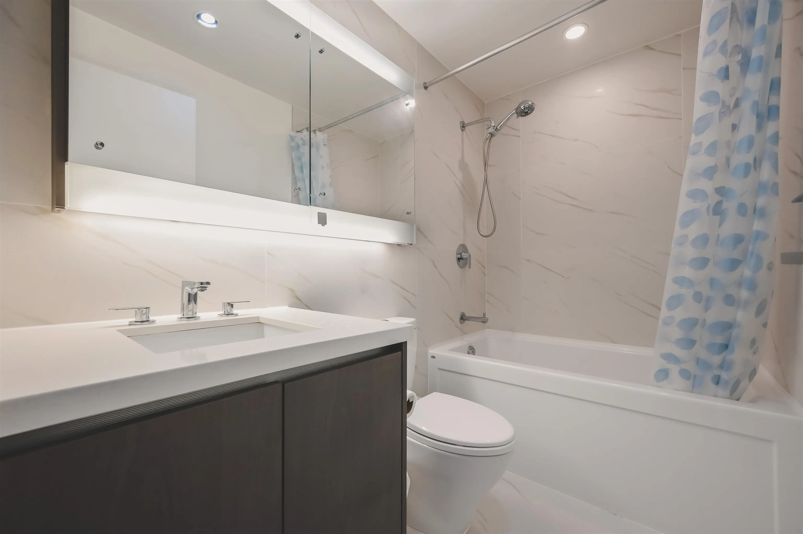 1809 6588 Nelson Avenue