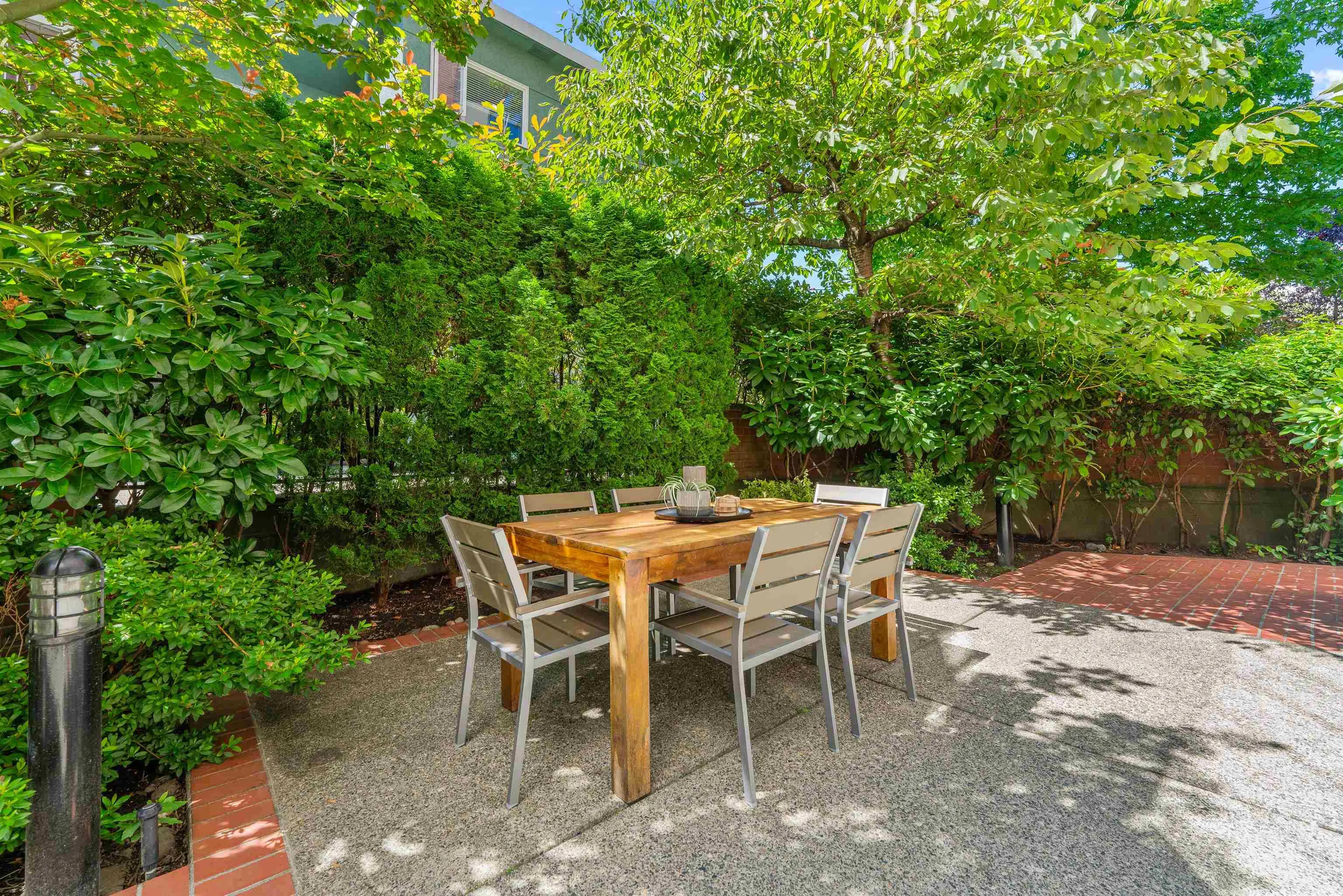 102 2128 W 43rd Avenue