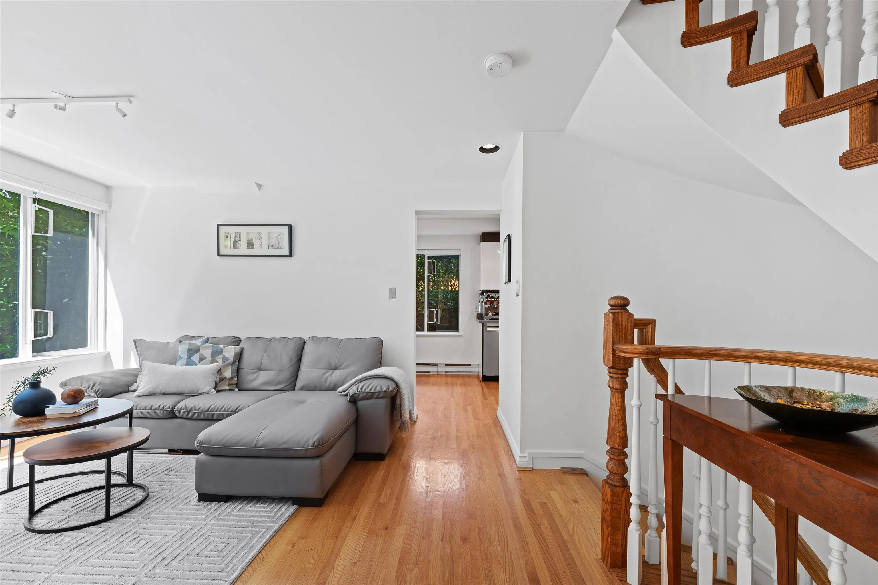 102 2128 W 43rd Avenue