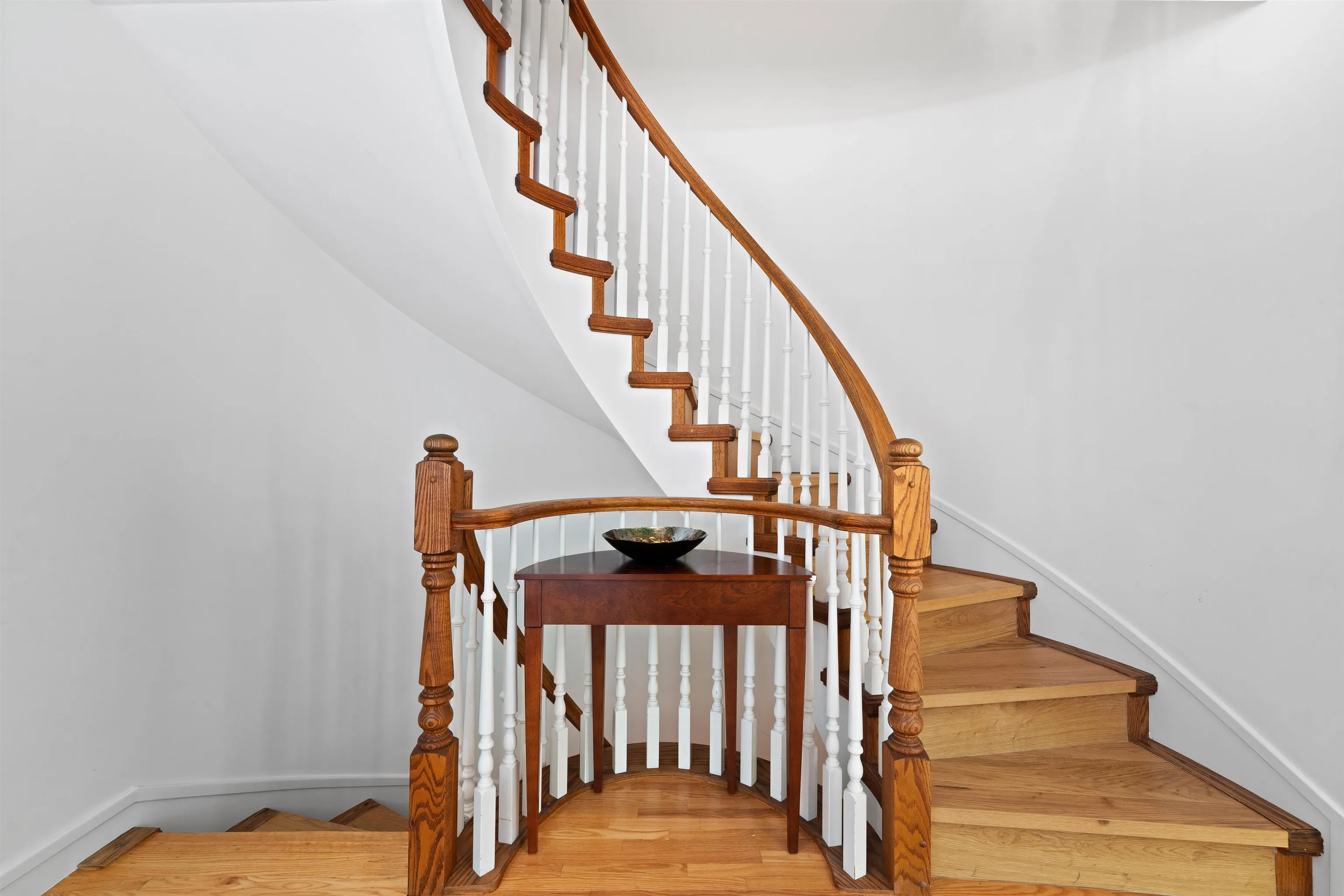 102 2128 W 43rd Avenue