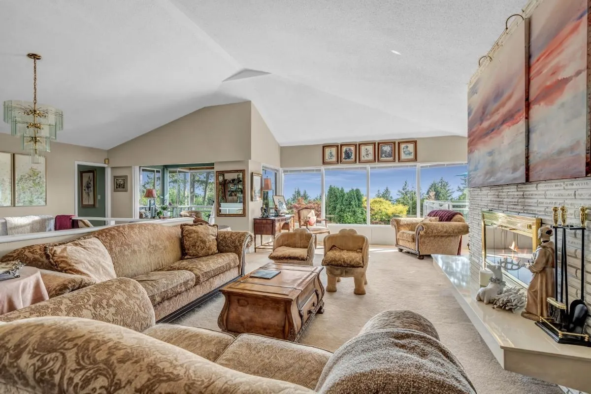 4415 Woodcrest Road