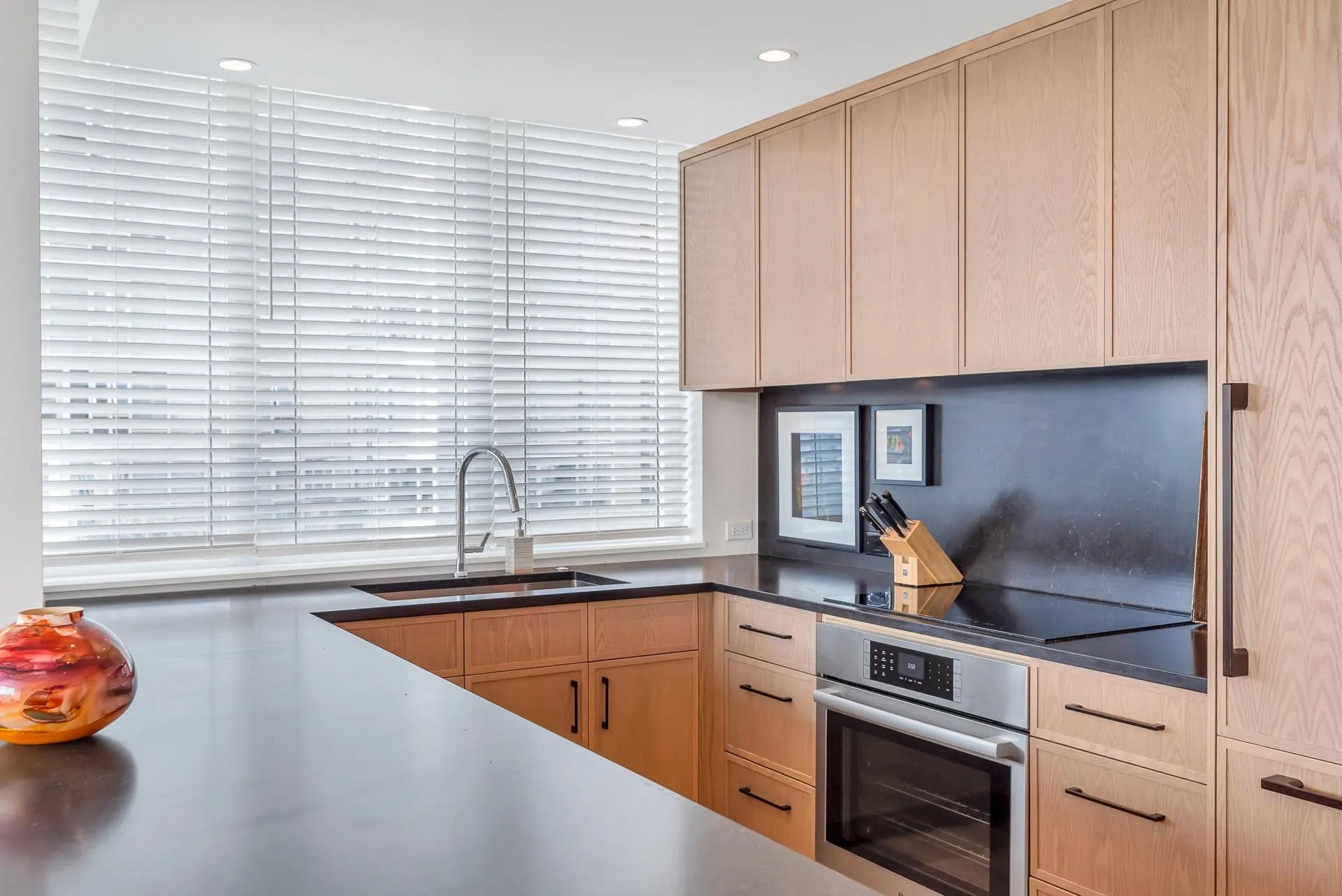 801 1328 Marinaside Crescent