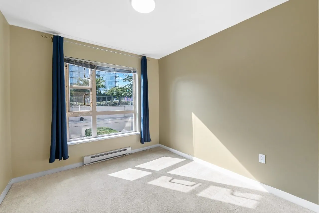 6207 5117 Garden City Road