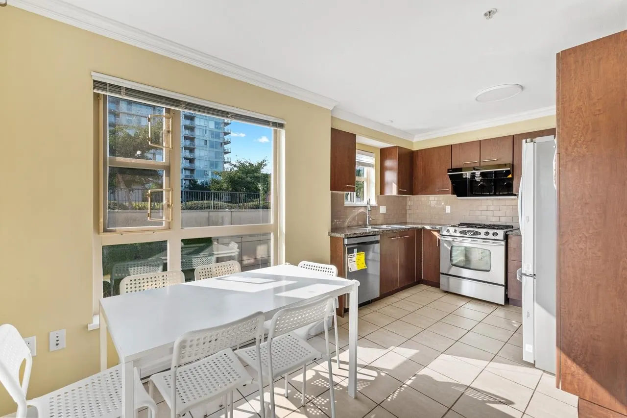6207 5117 Garden City Road