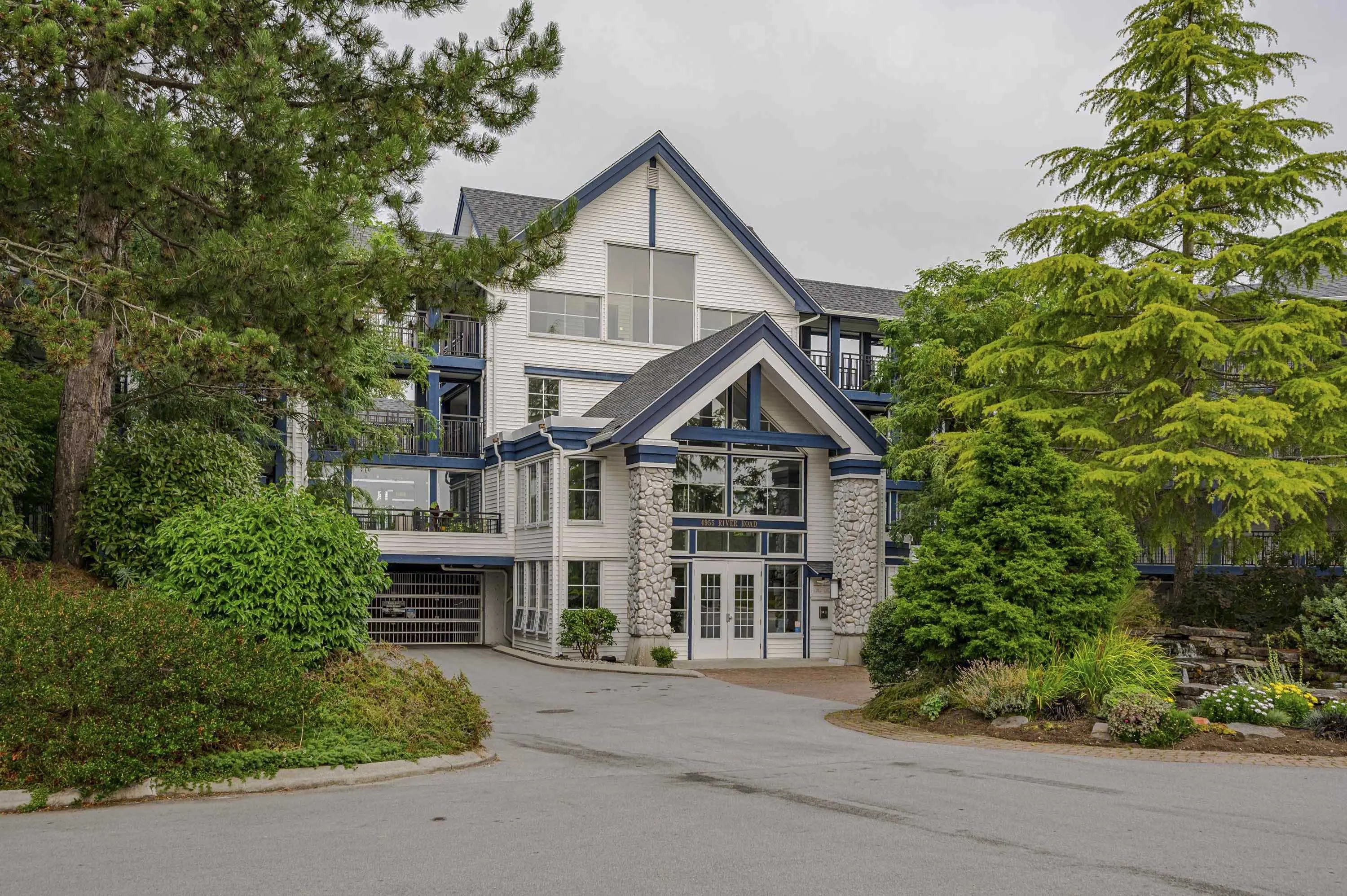 307 4955 River Road