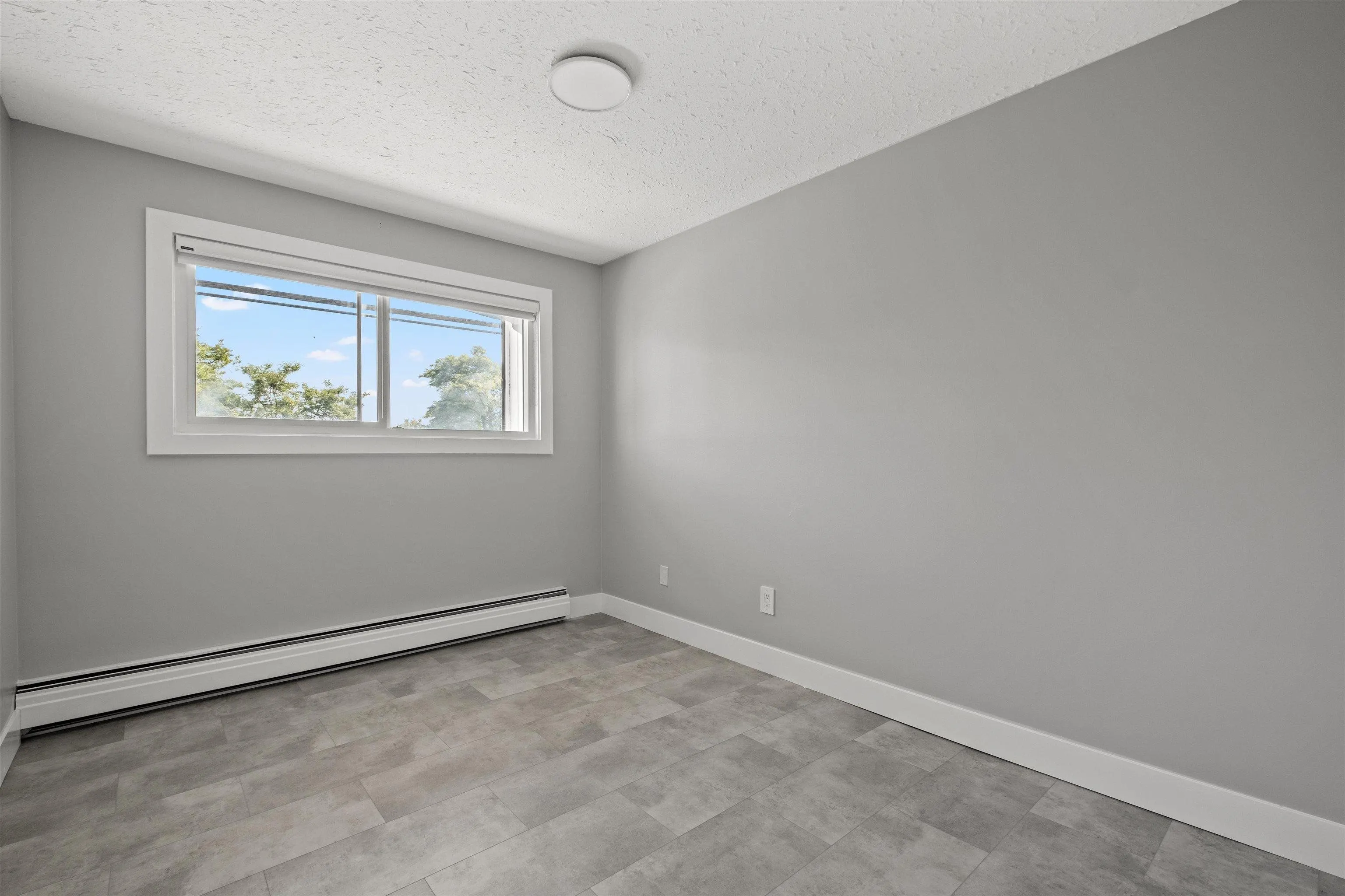 110 14881 Marine Drive