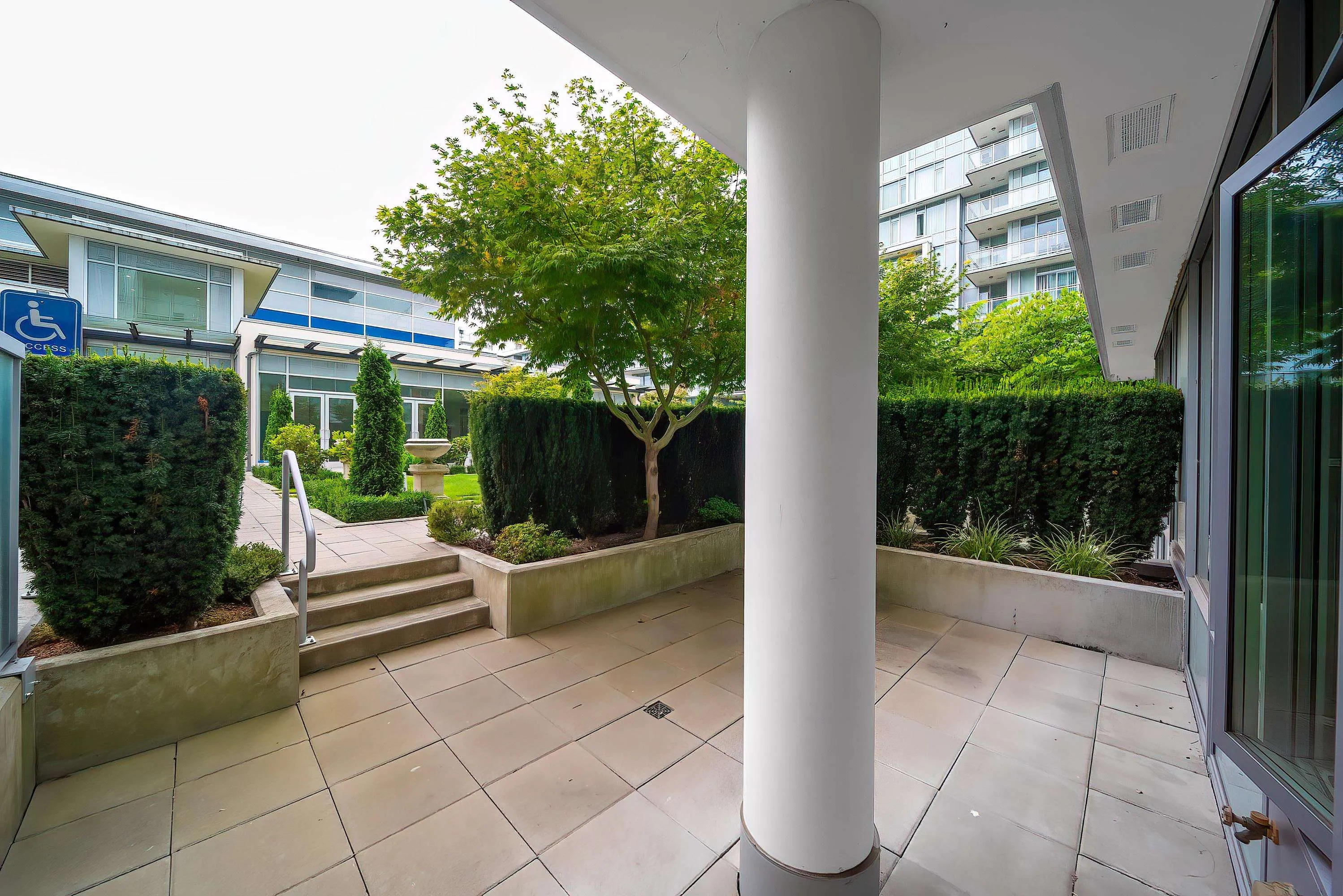 501 8688 Hazelbridge Way