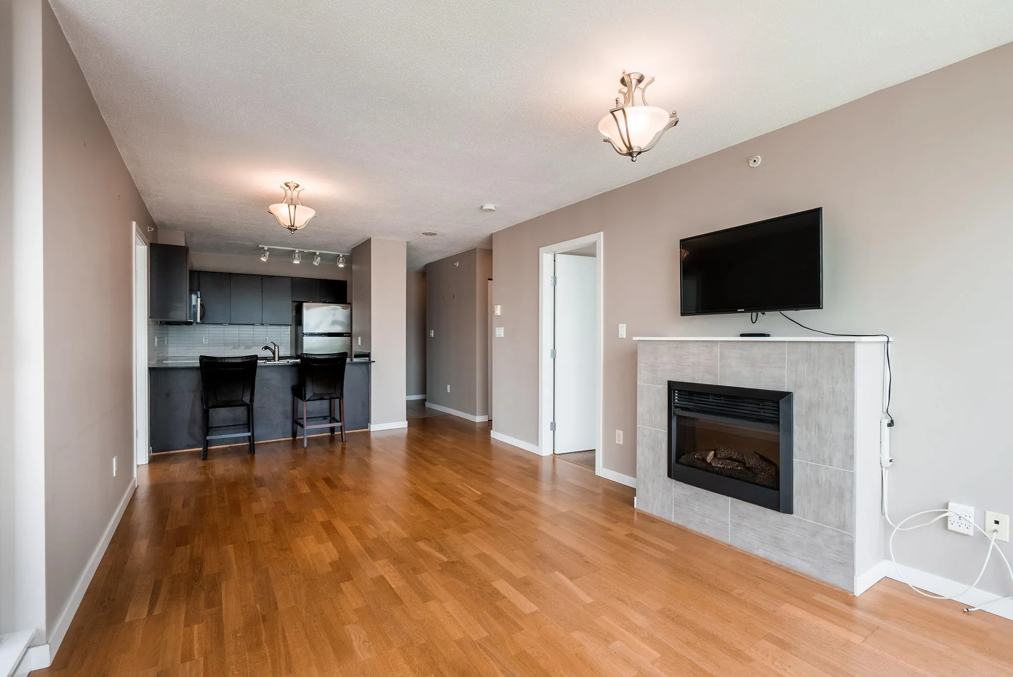 1608 4178 Dawson Street