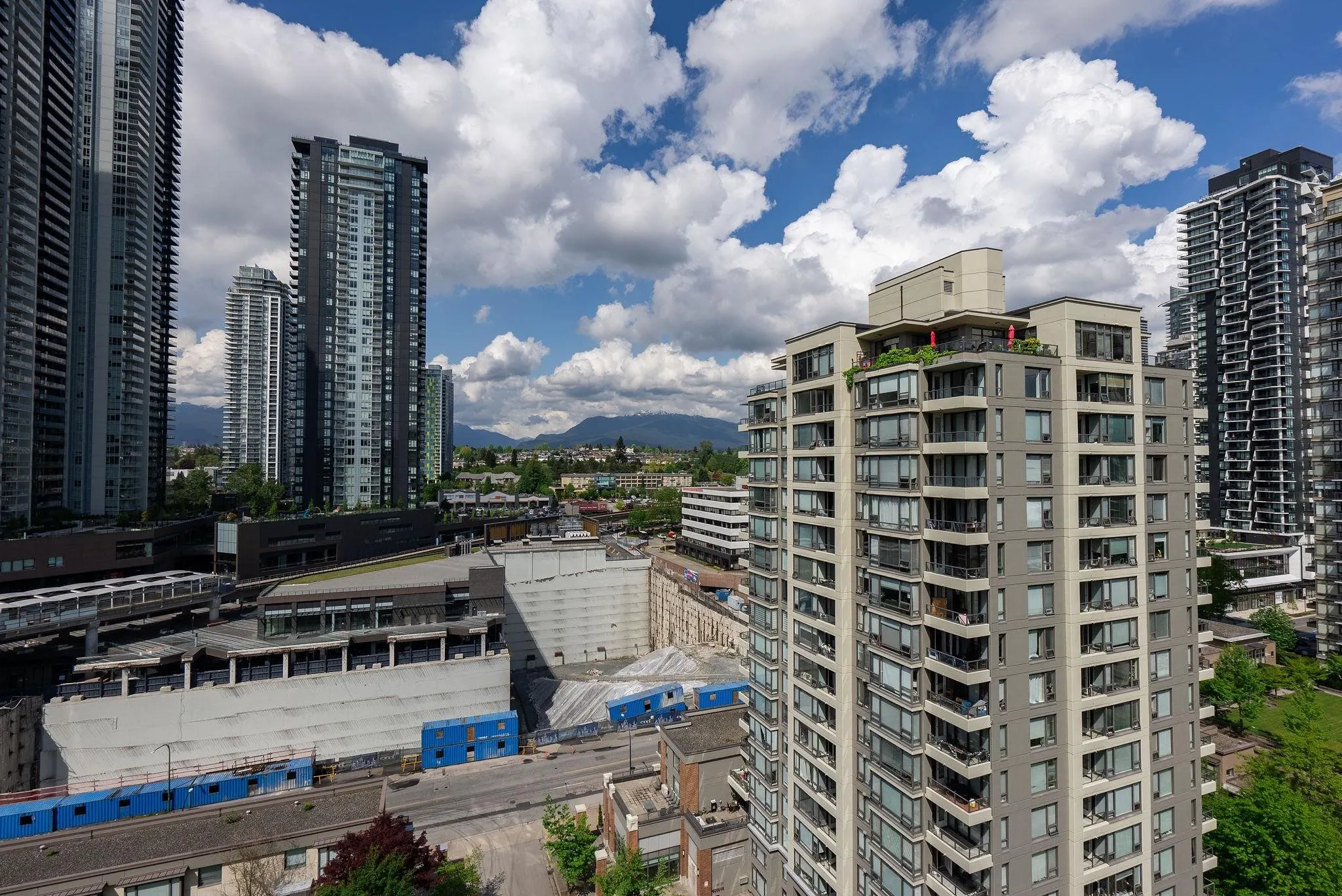 1608 4178 Dawson Street