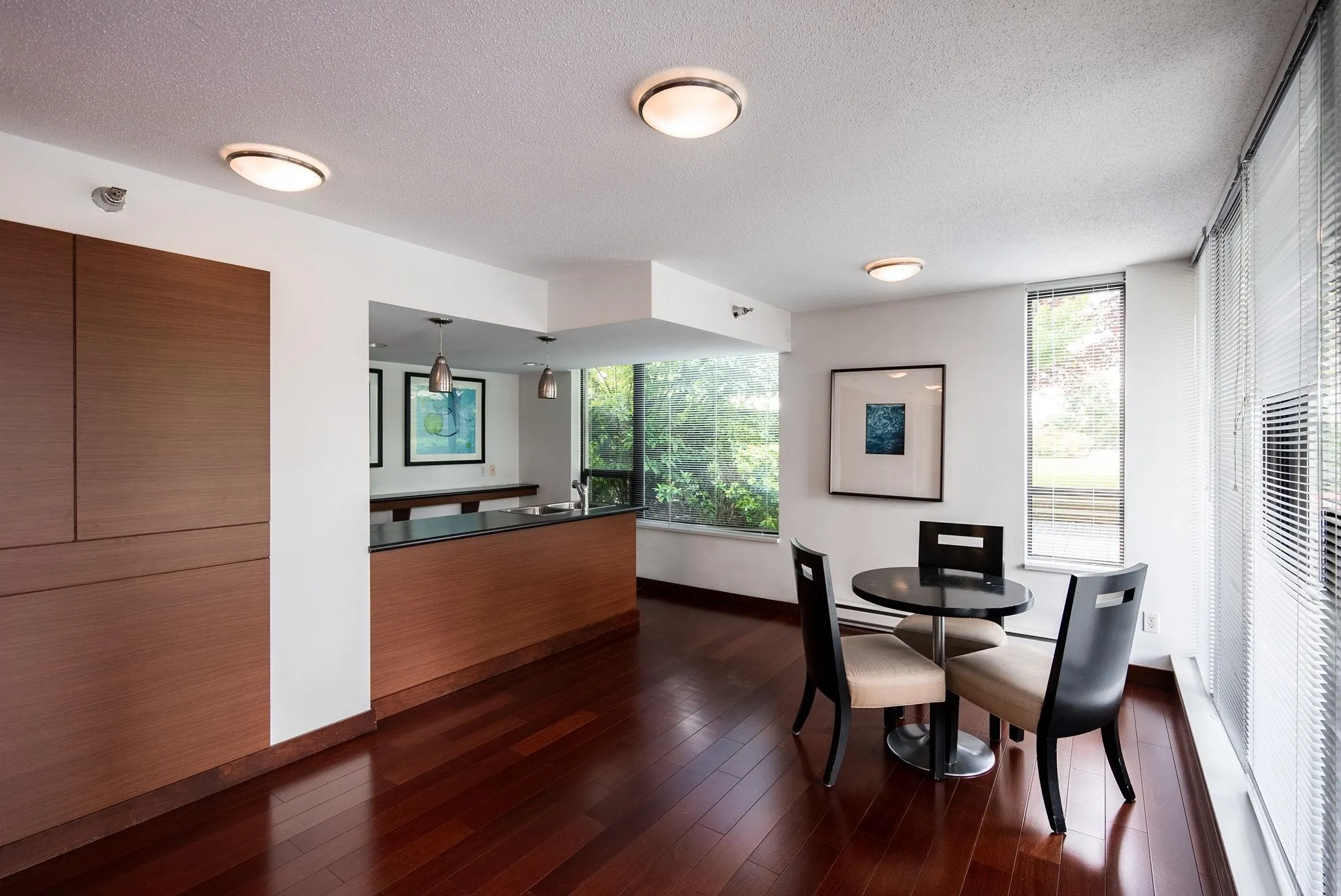 1608 4178 Dawson Street