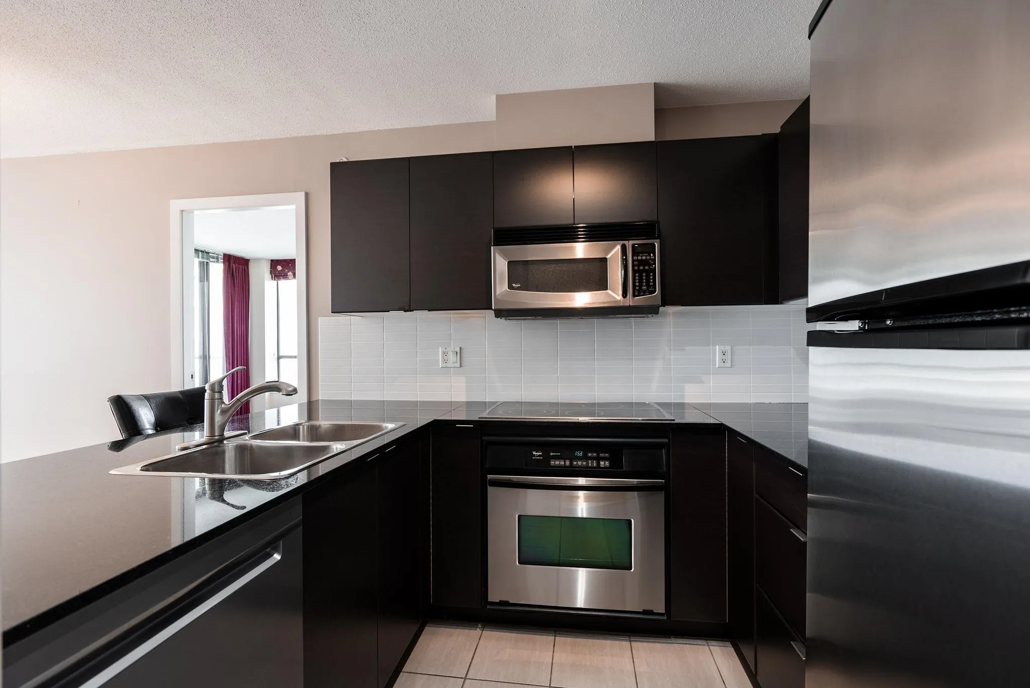 1608 4178 Dawson Street