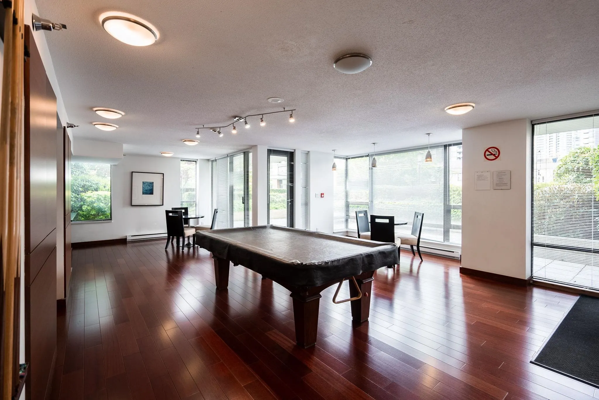 1608 4178 Dawson Street