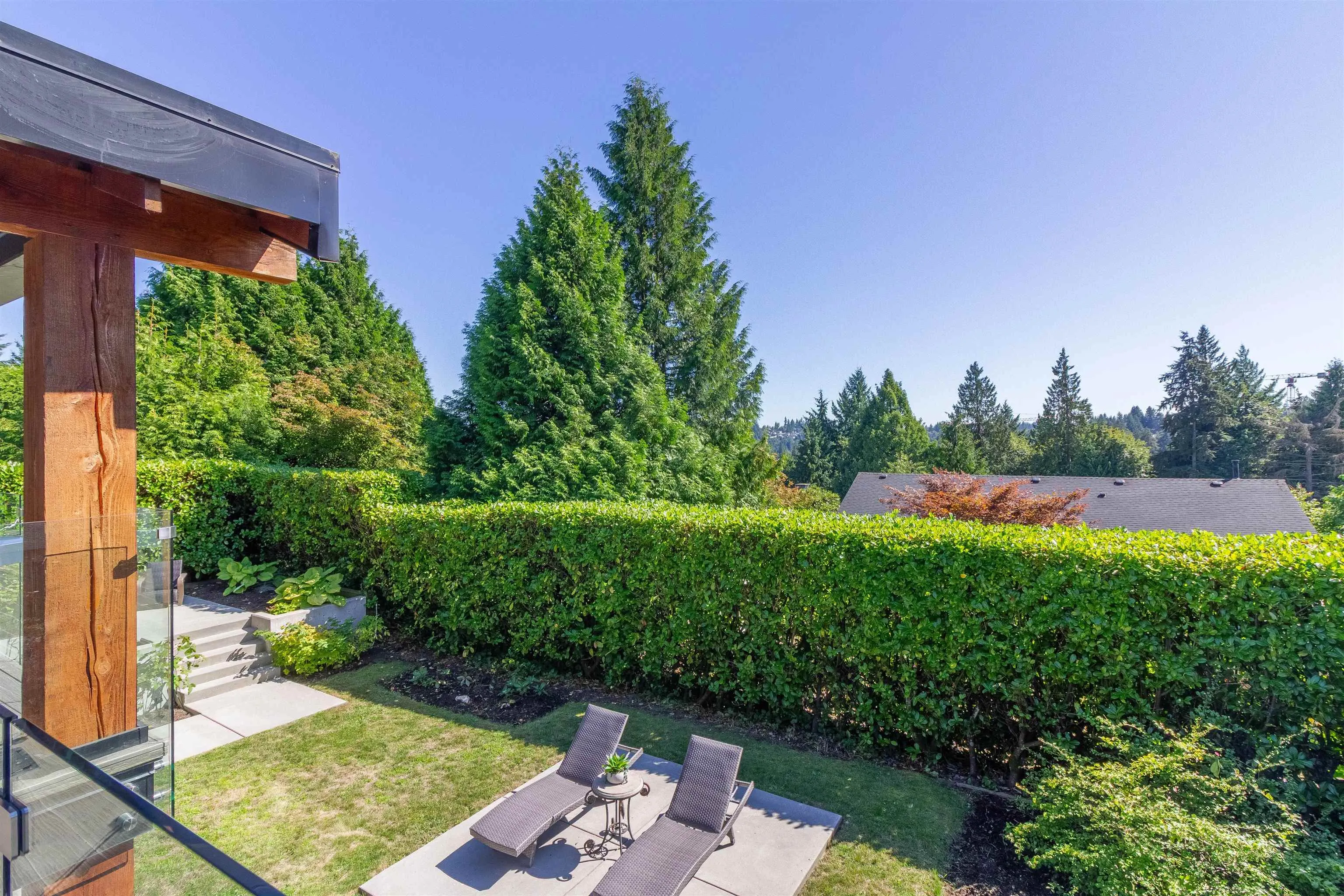 302 Oxford Drive