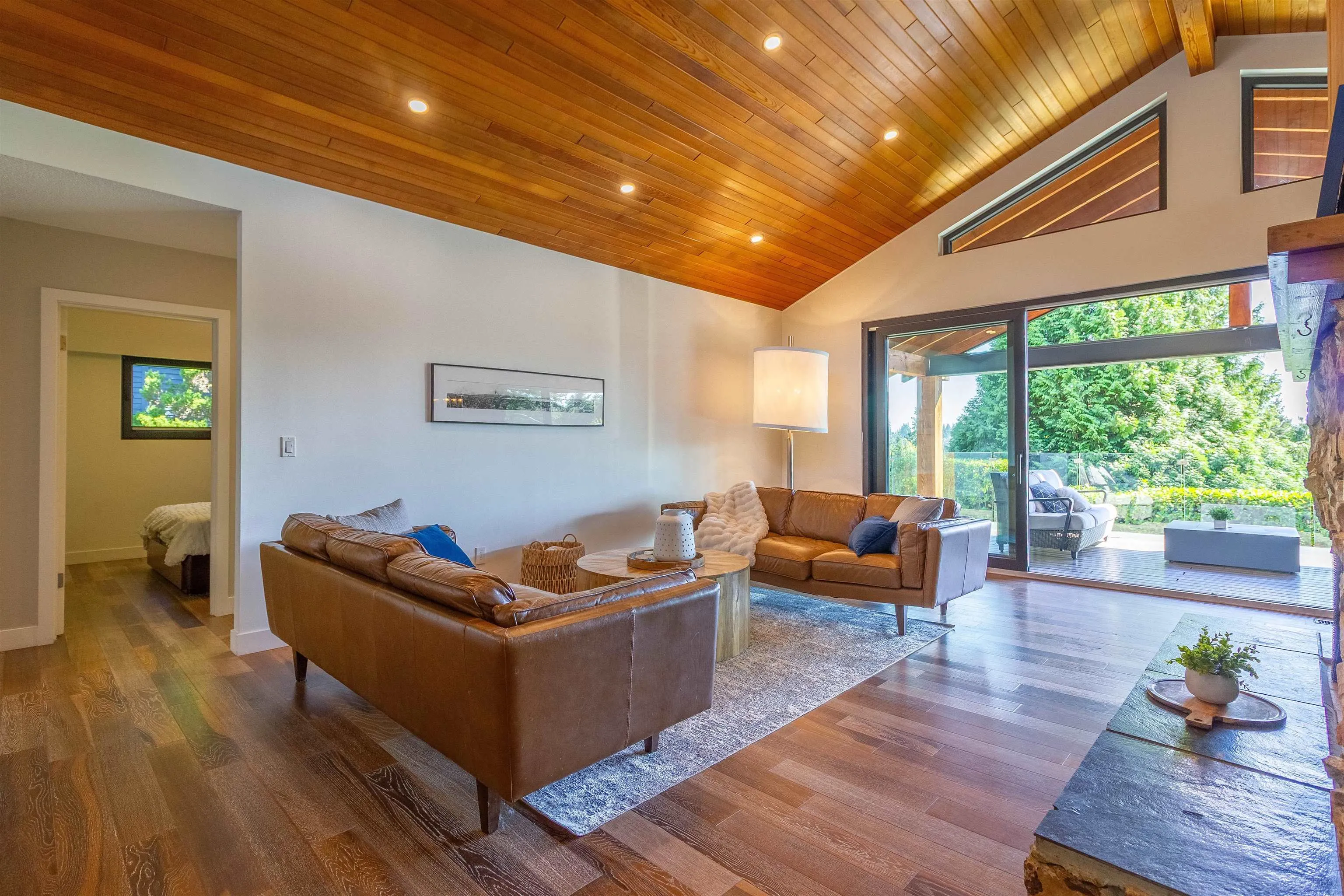 302 Oxford Drive