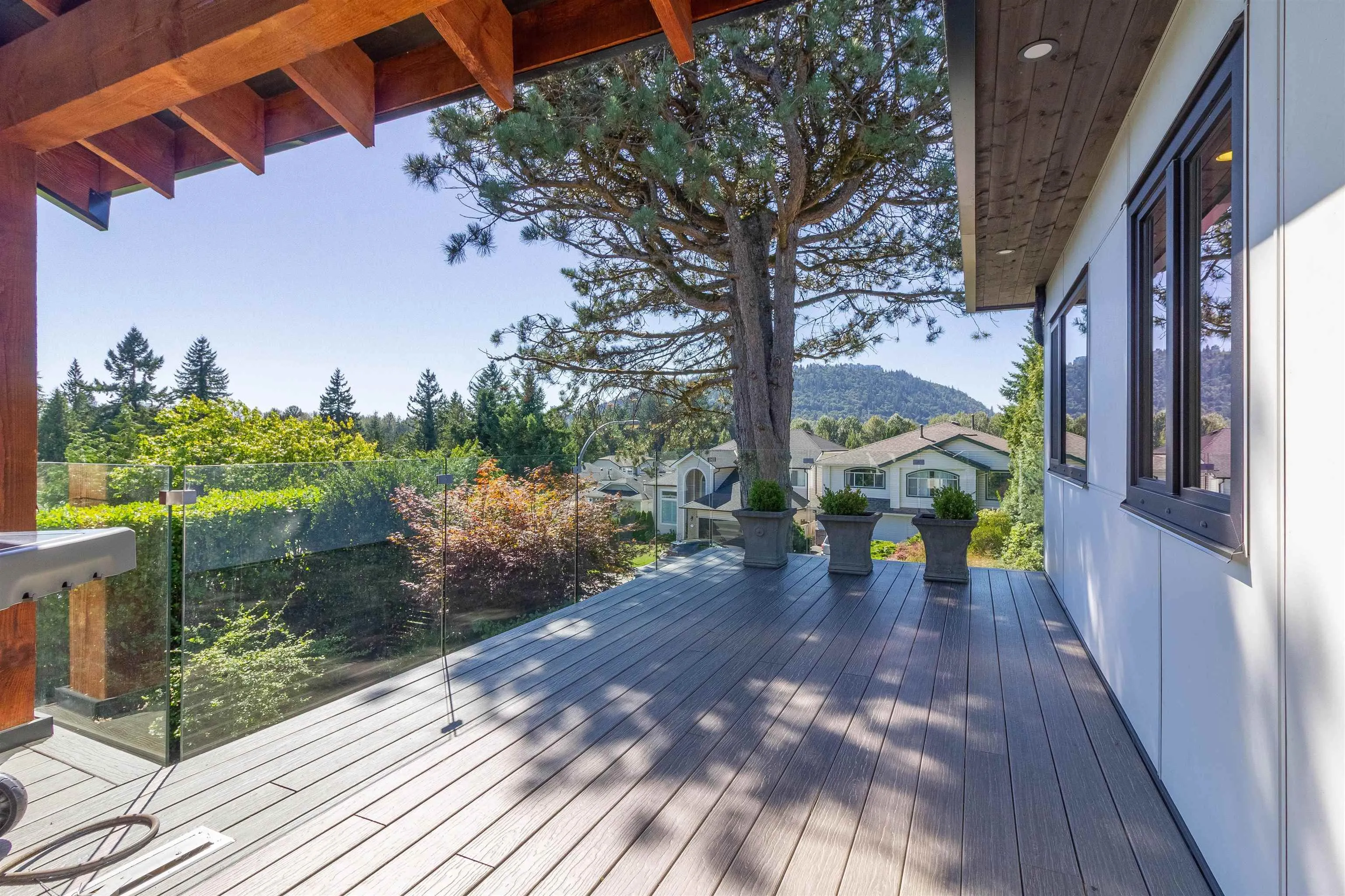 302 Oxford Drive