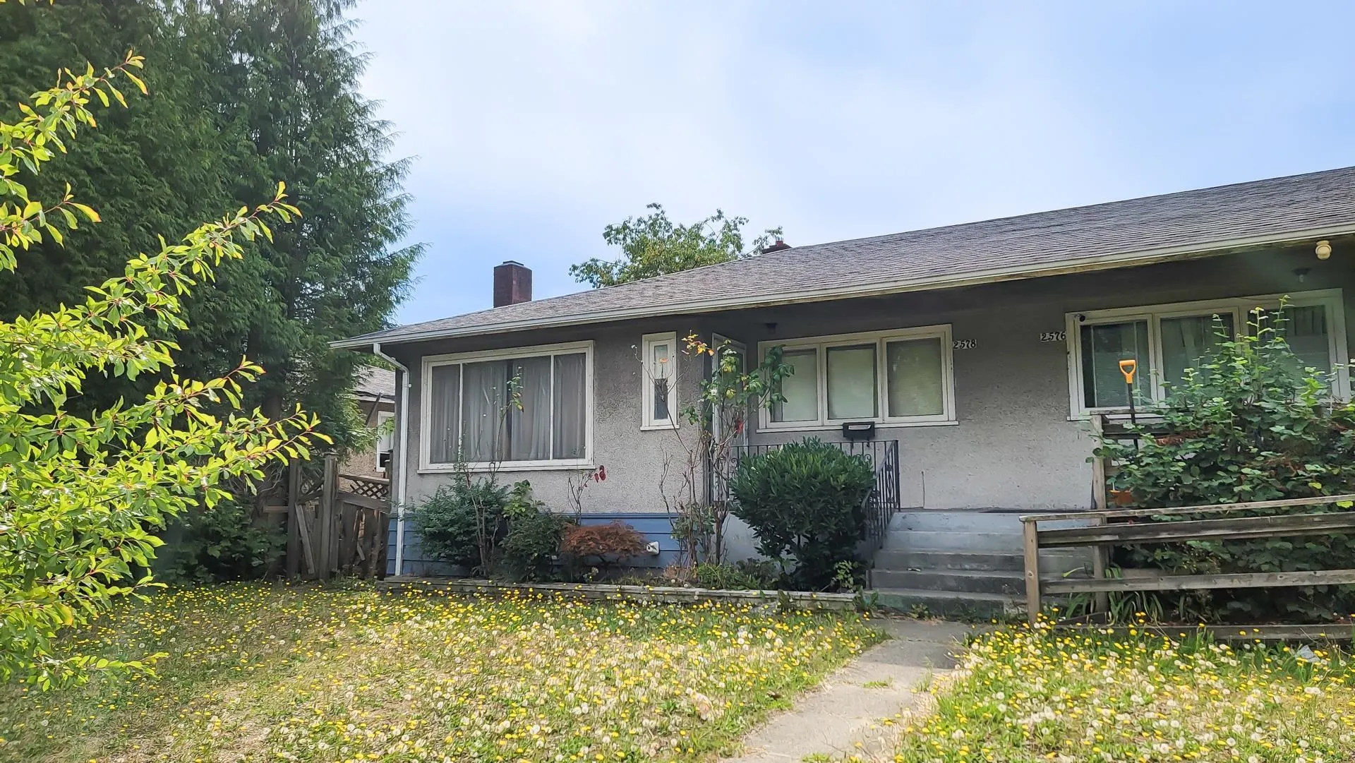 2578 S Grandview Highway