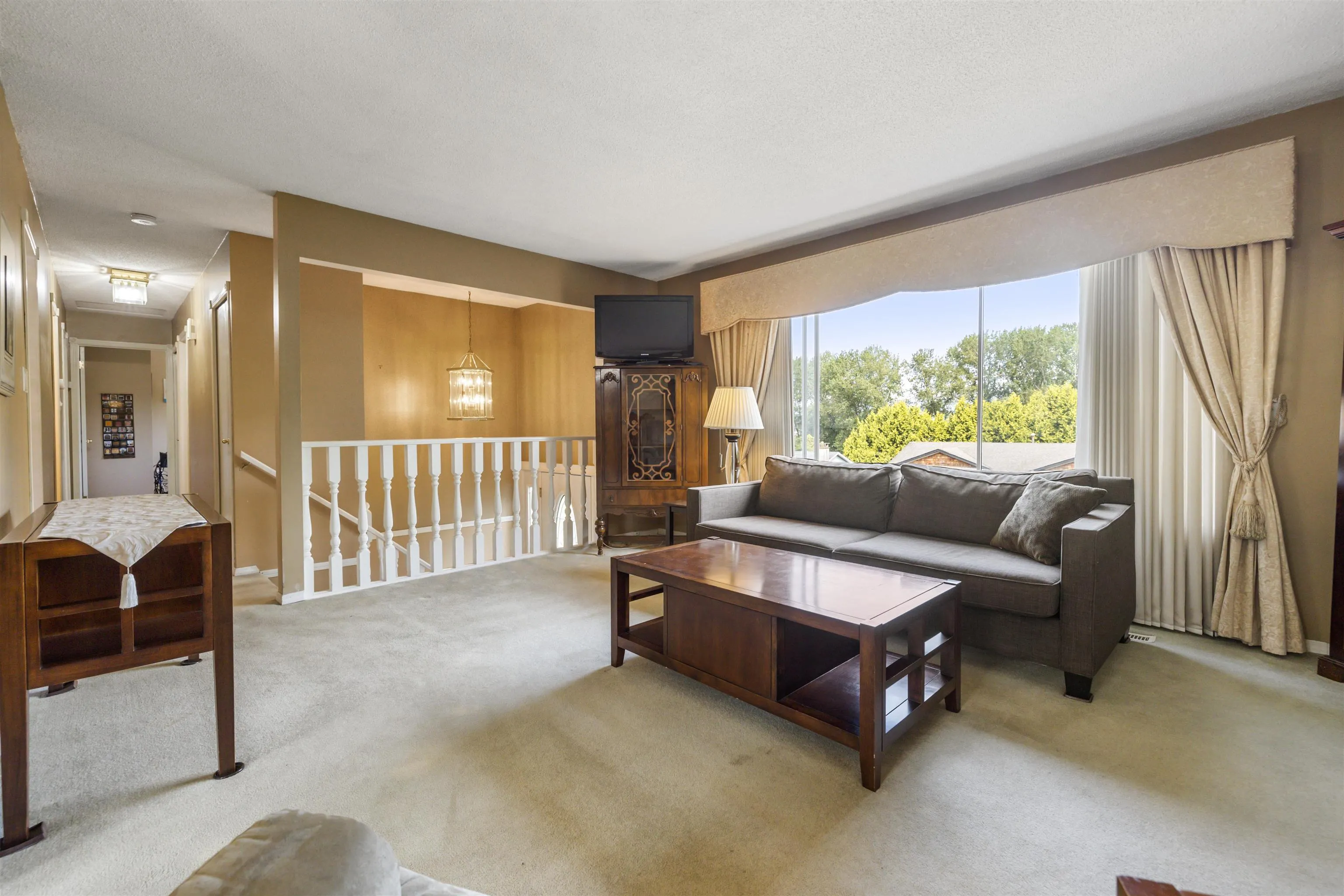 13512 Crestview Drive