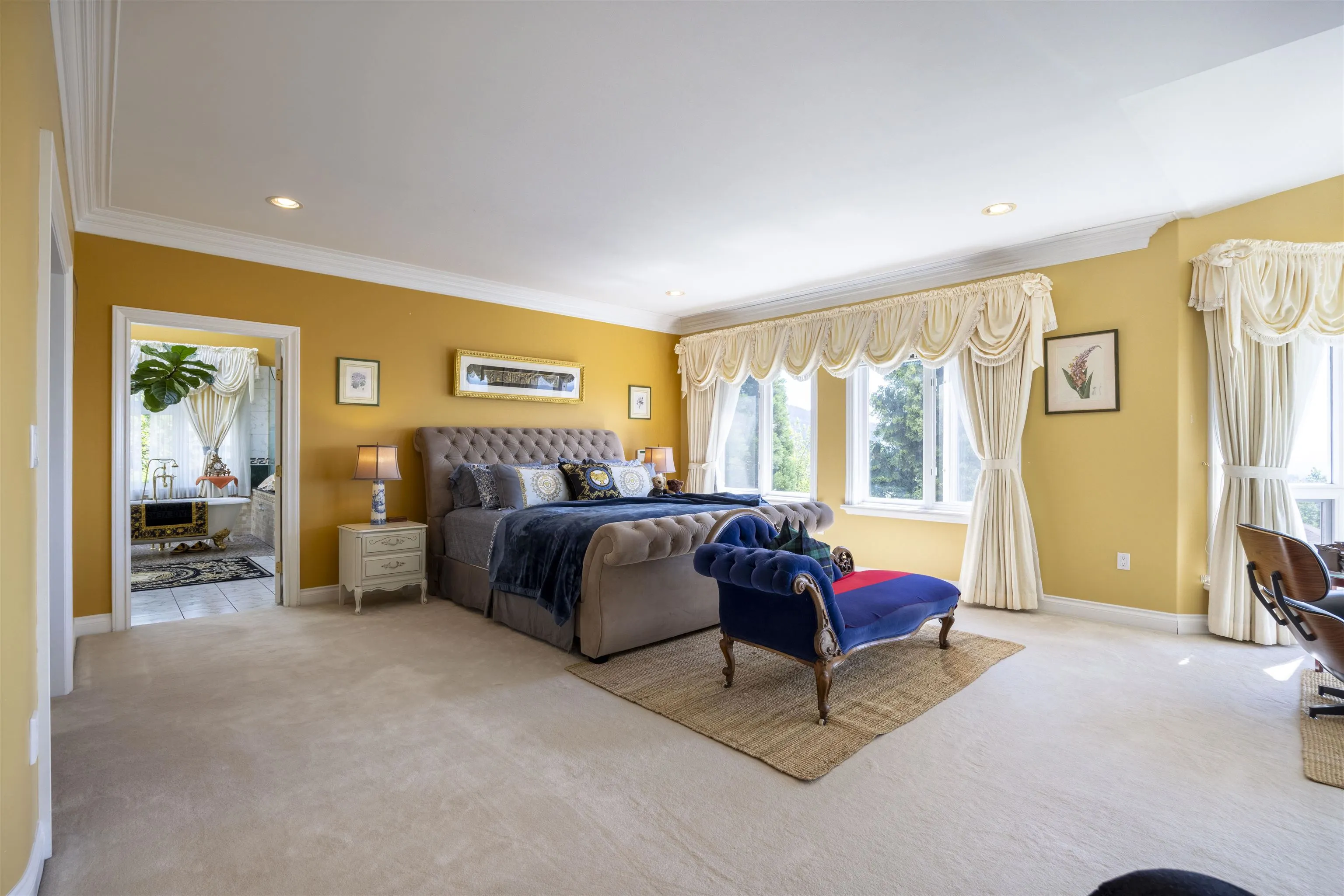 3099 Plateau Boulevard