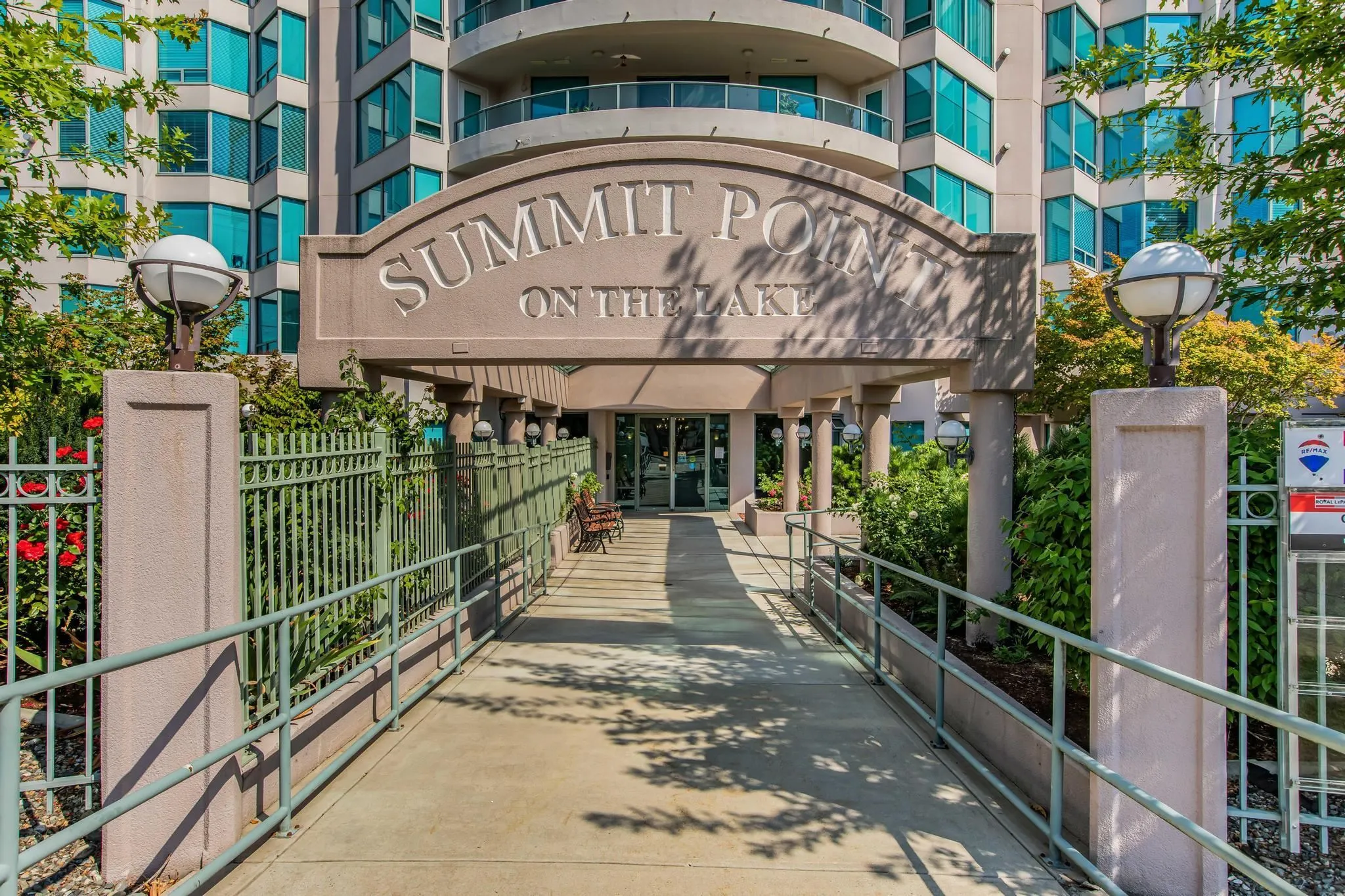 806 33065 Mill Lake Road