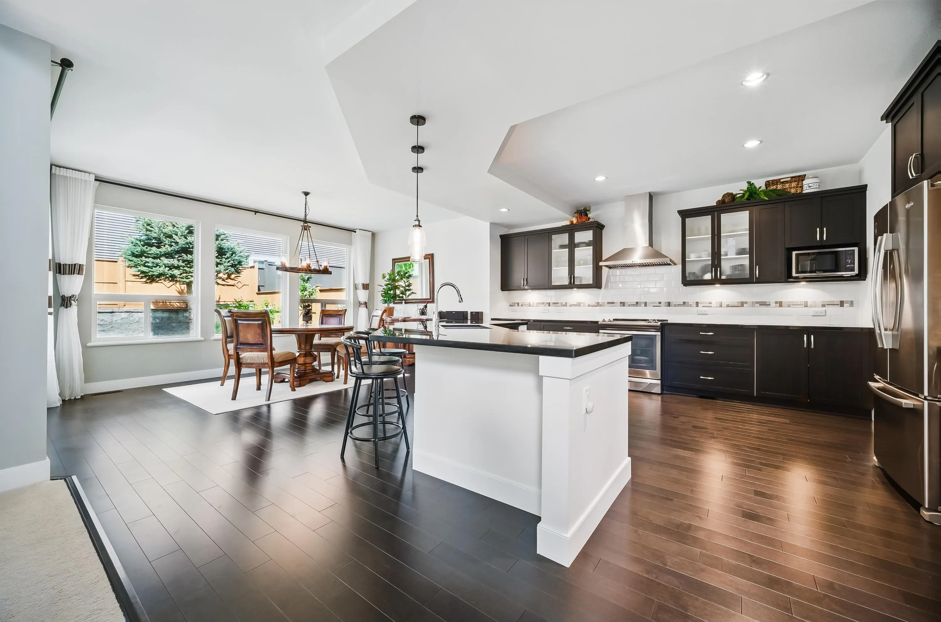 3413 Harper Road