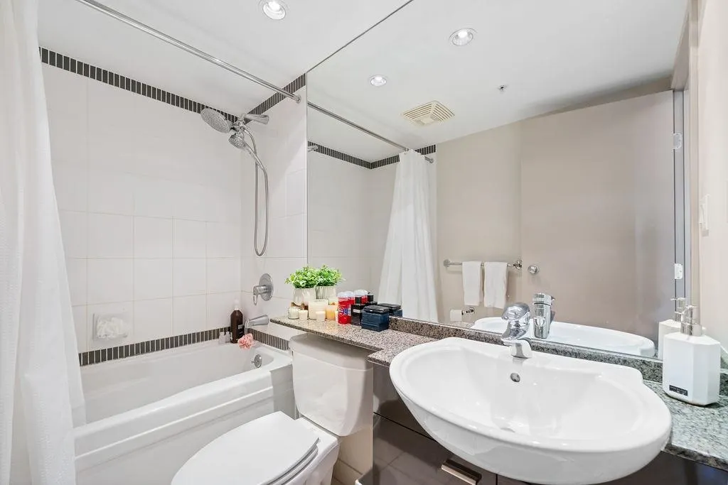 3107 1408 Strathmore Mews