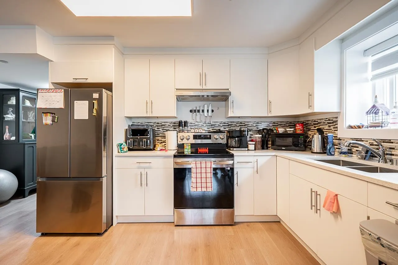 8222 Bowyer Drive