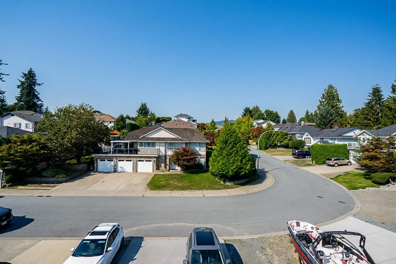 8222 Bowyer Drive