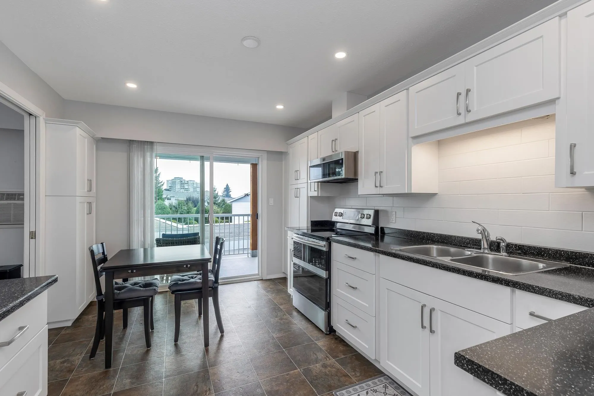 128 32691 Garibaldi Drive