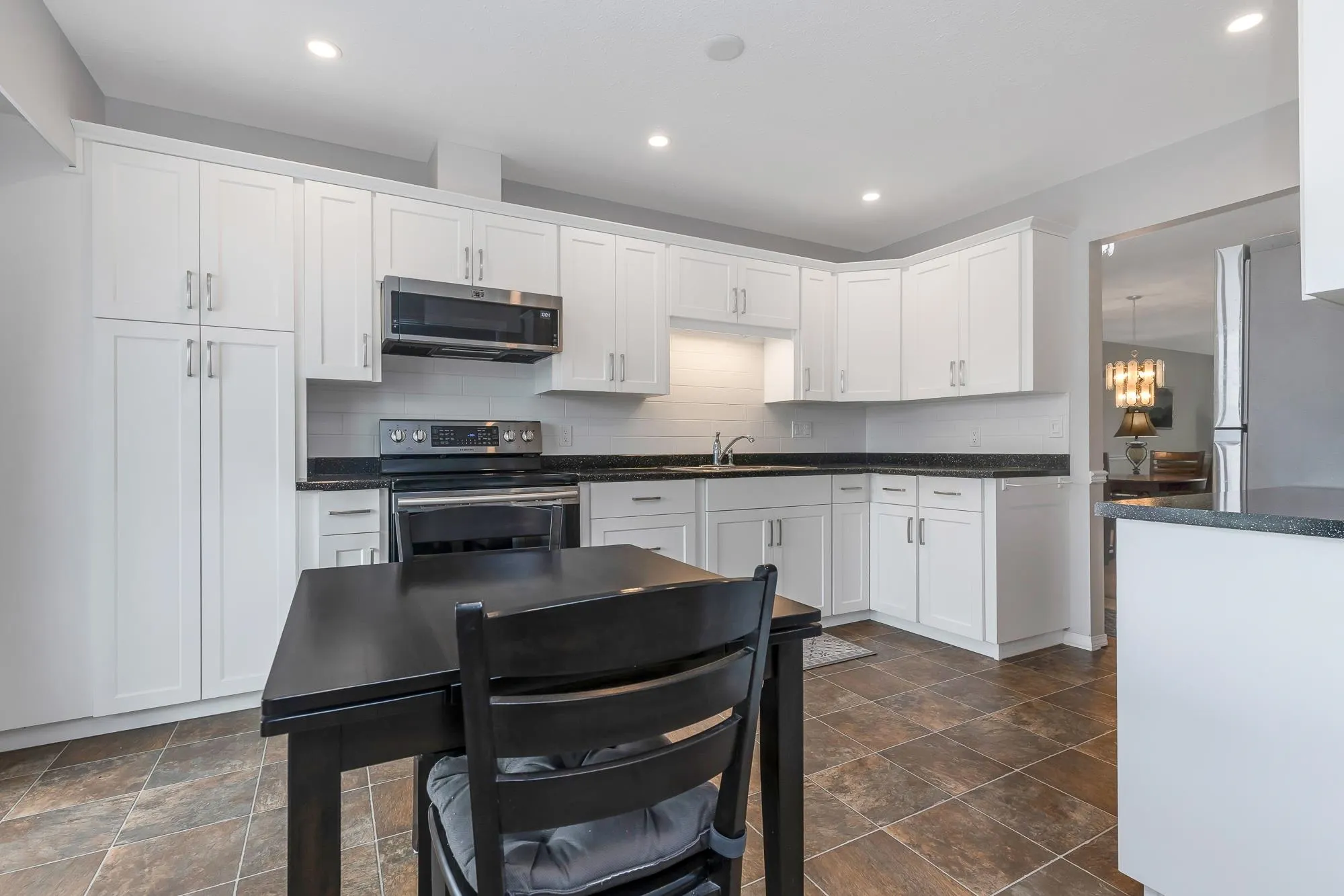 128 32691 Garibaldi Drive