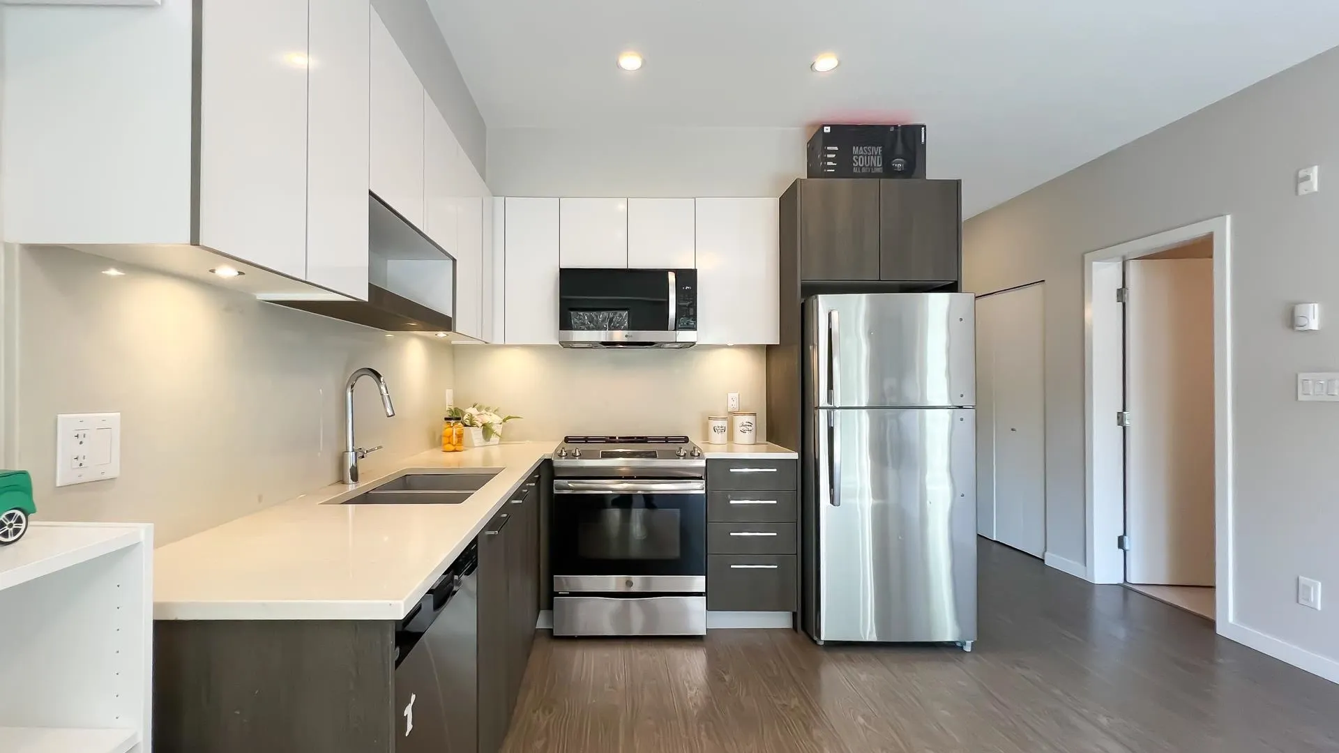 108 13768 108 Avenue