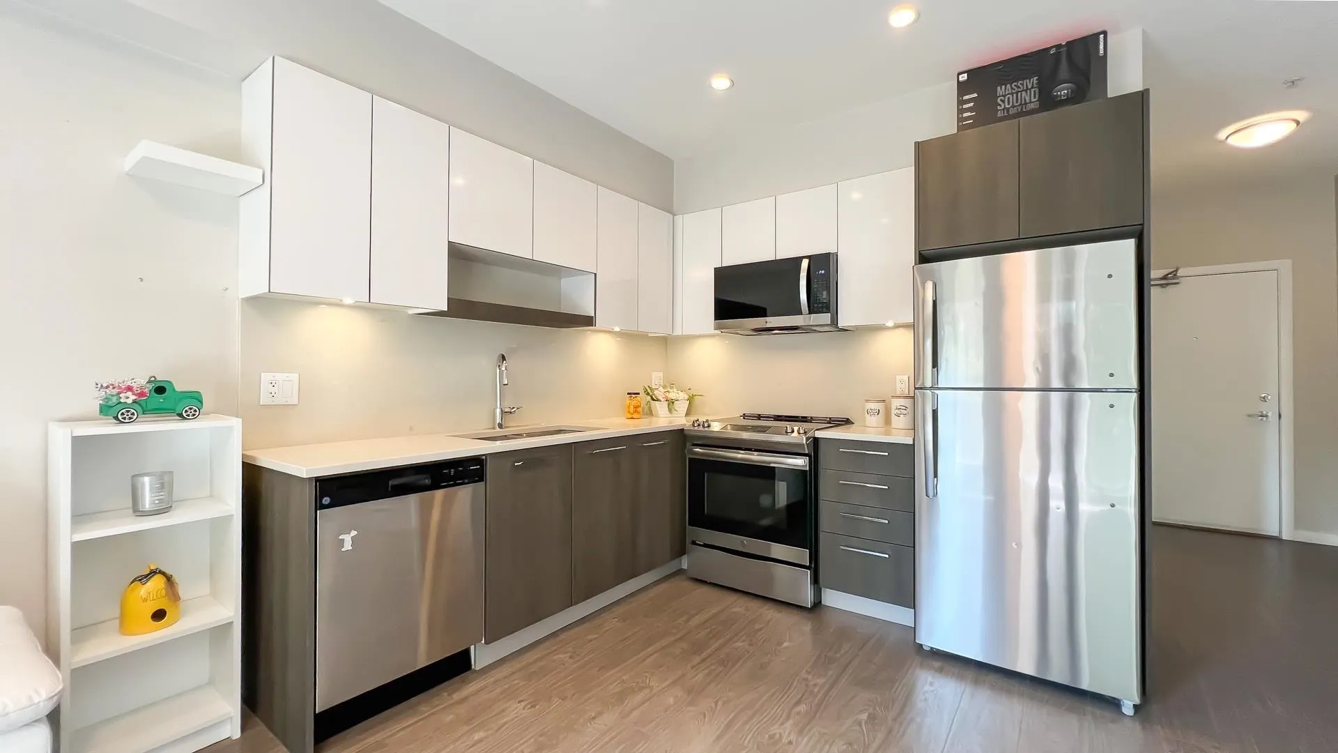108 13768 108 Avenue