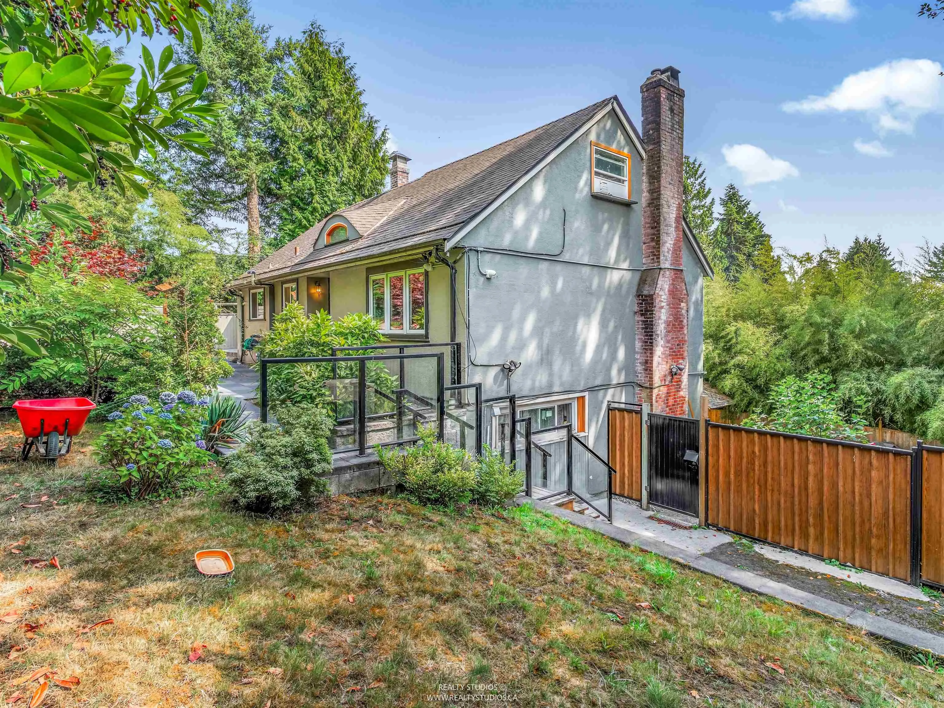 694 Keith Road